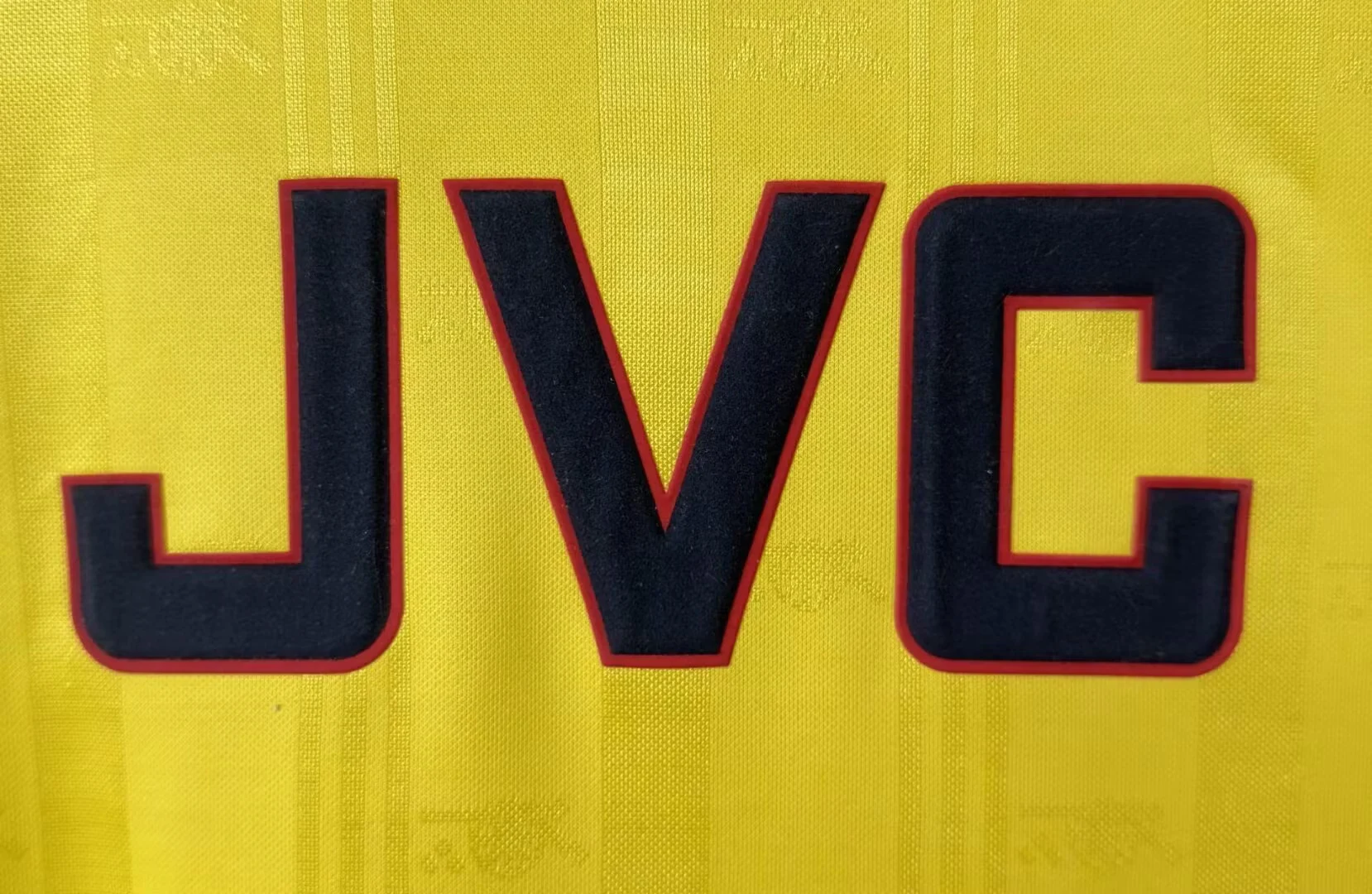 1988-90 Arsenal Away Retro Kit view 5