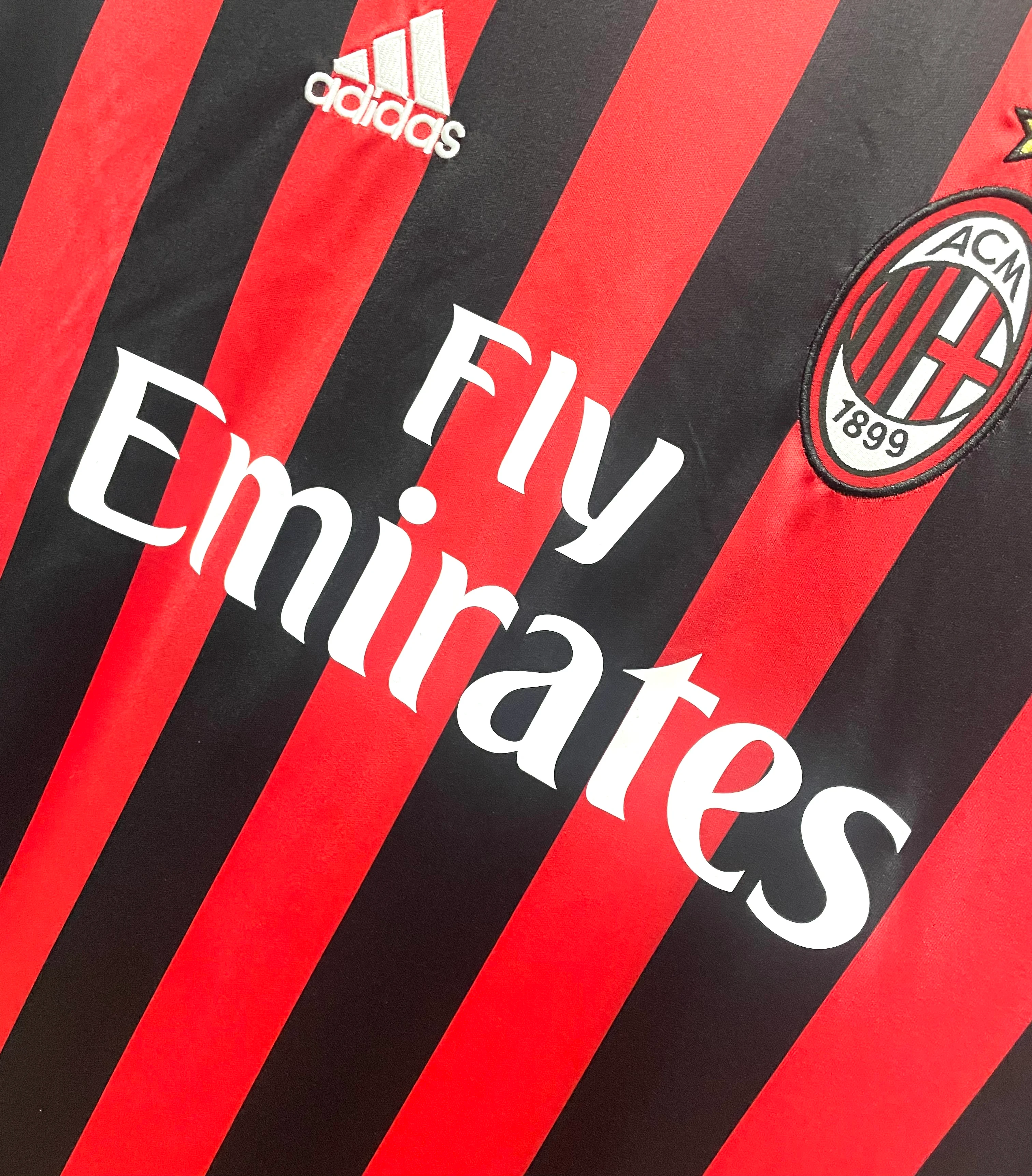 2017-18 AC Home Retro Jersey view 4