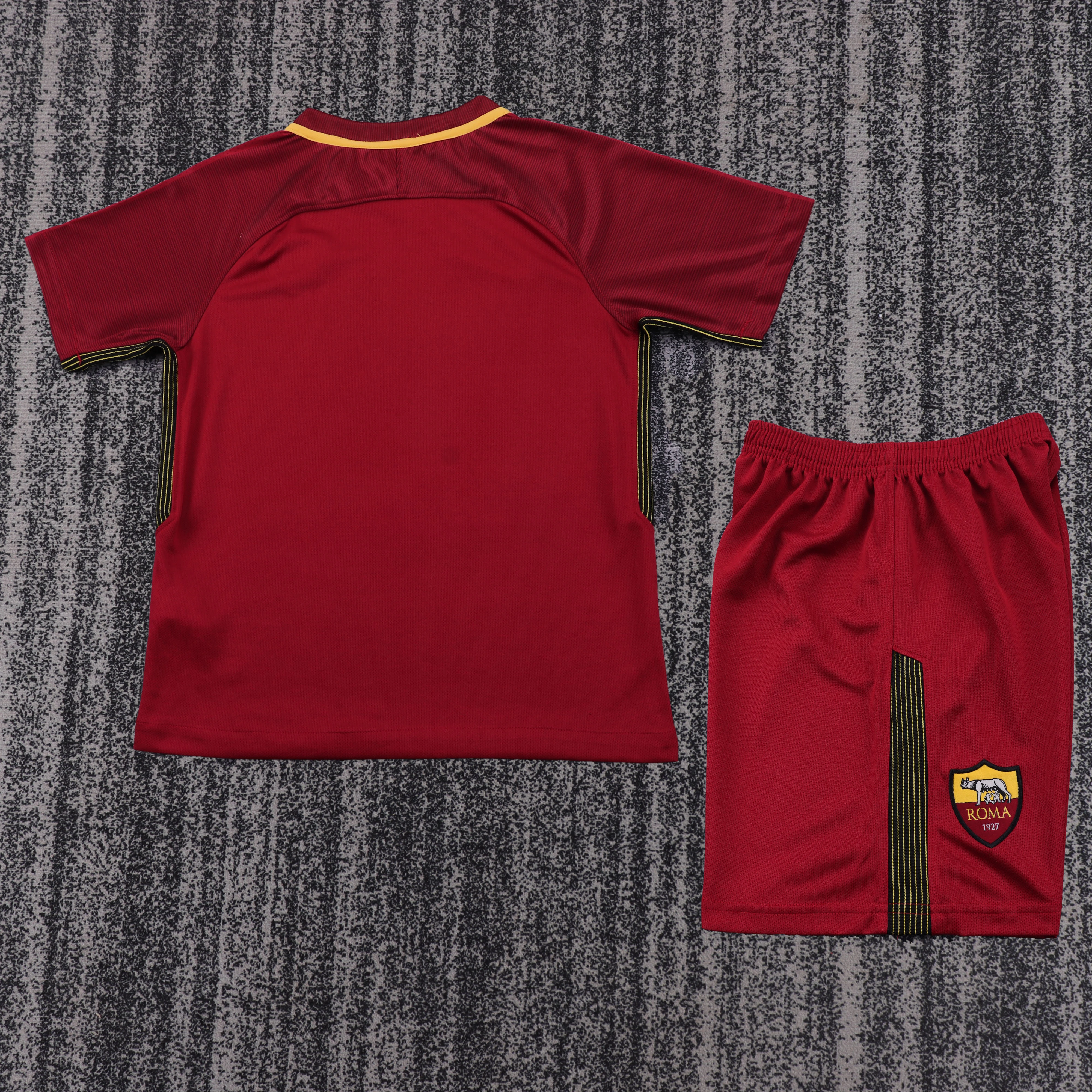 2017-18 Roma Home Retro Jersey - Children's Size view 2