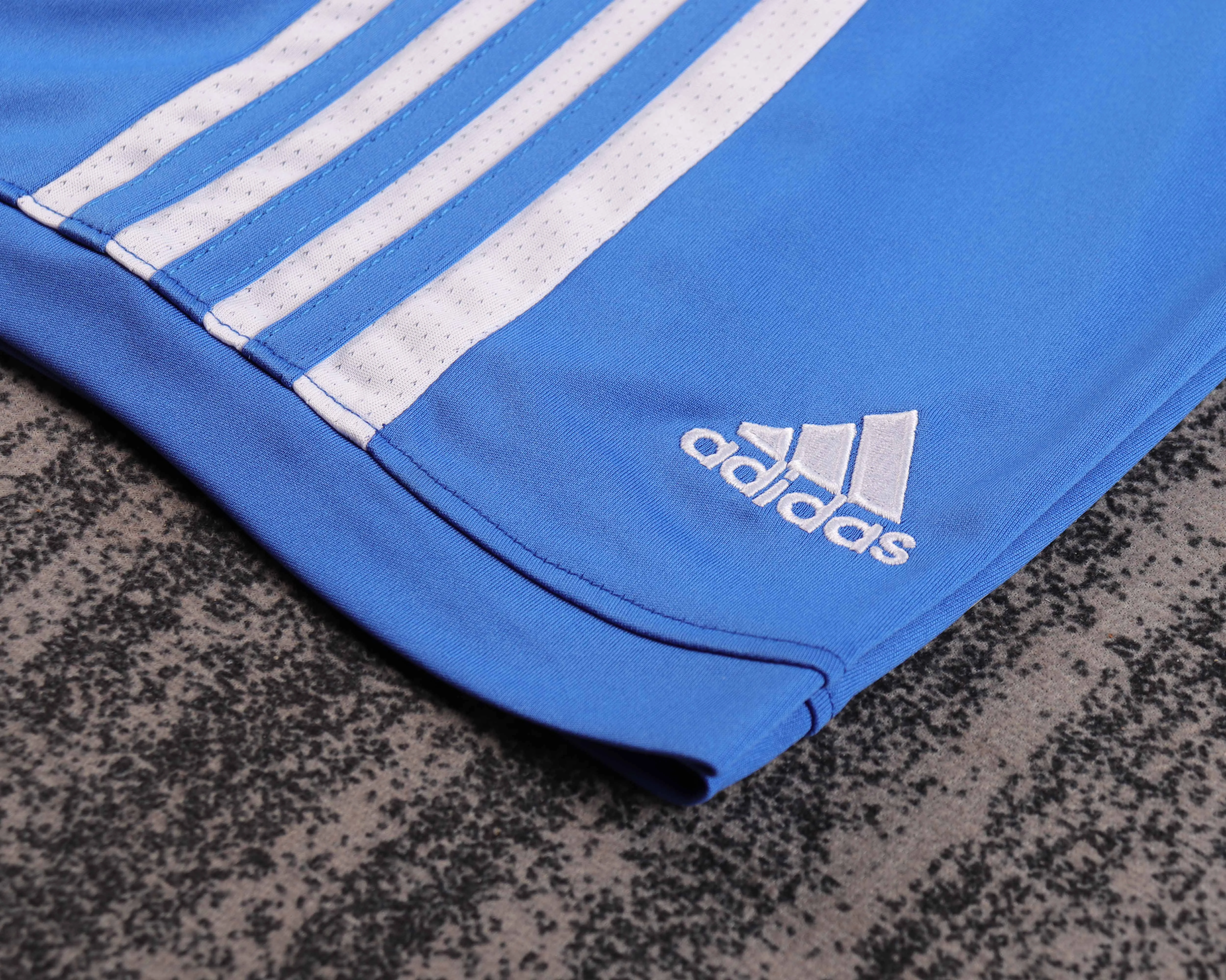 2011-12 Chelsea Home Champions League Retro Shirt - Kids' Sizes view 12