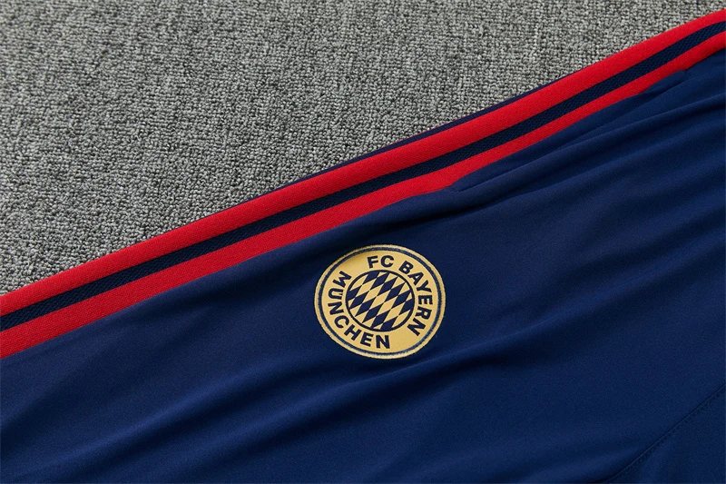 2026-27 Bayern Munich Dark Grey Half-Zip Training Jersey view 9