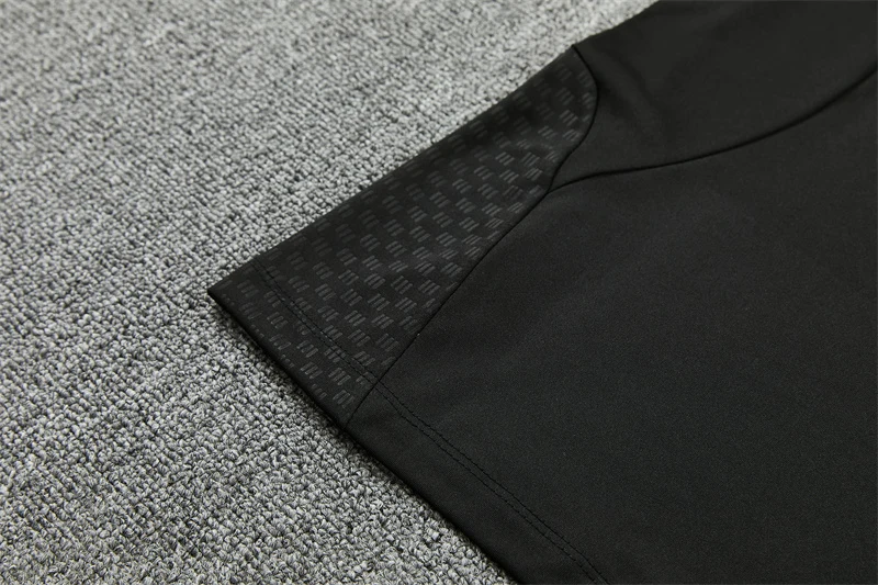 2026-27 Manchester United Black Half-Zip Training Jersey view 6