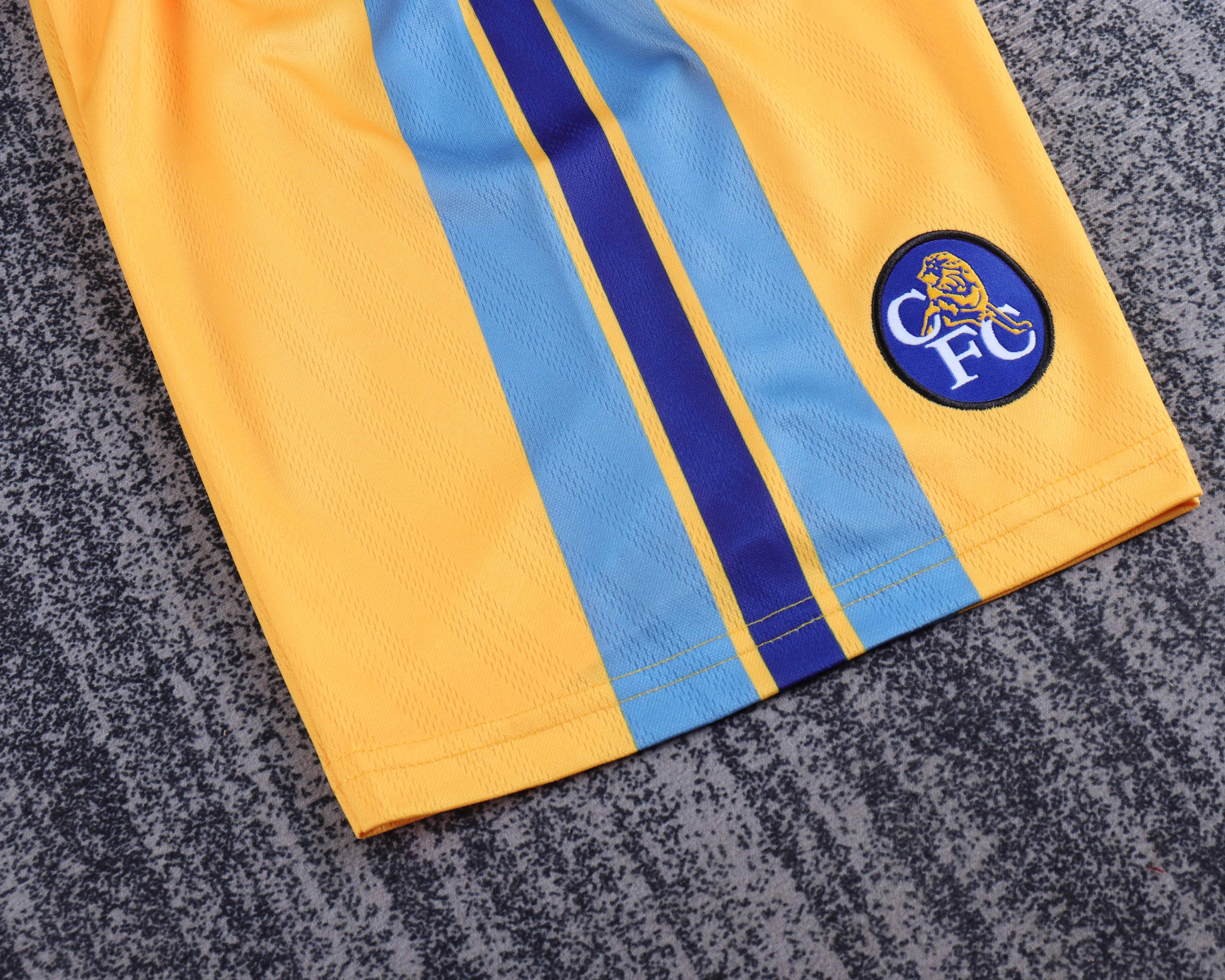 1995-97 Chelsea Away Retro Shirt - Kids view 5