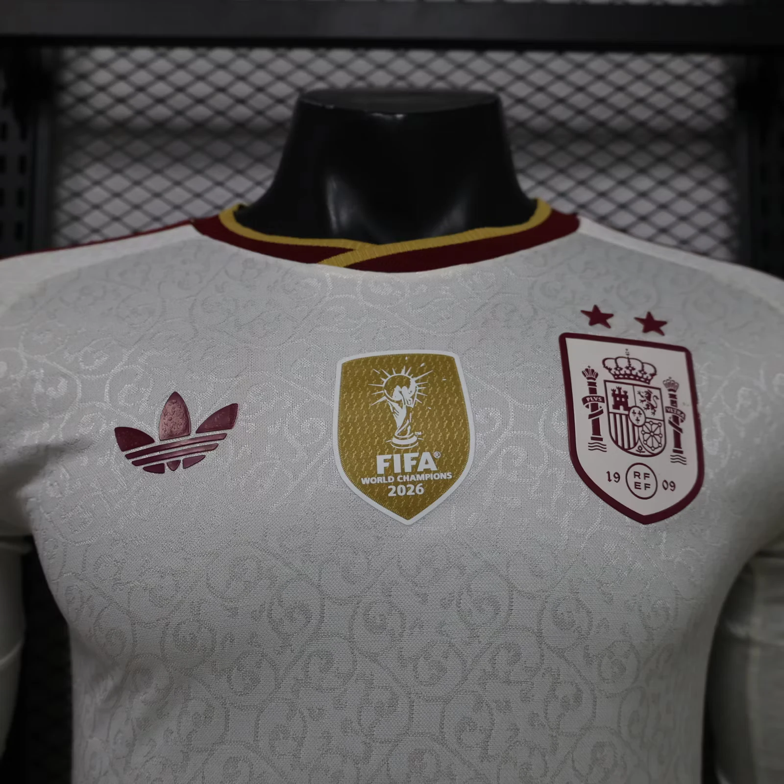 2026-27 Spain Away Long-Sleeve Jersey (Two Stars) – Player Version view 3