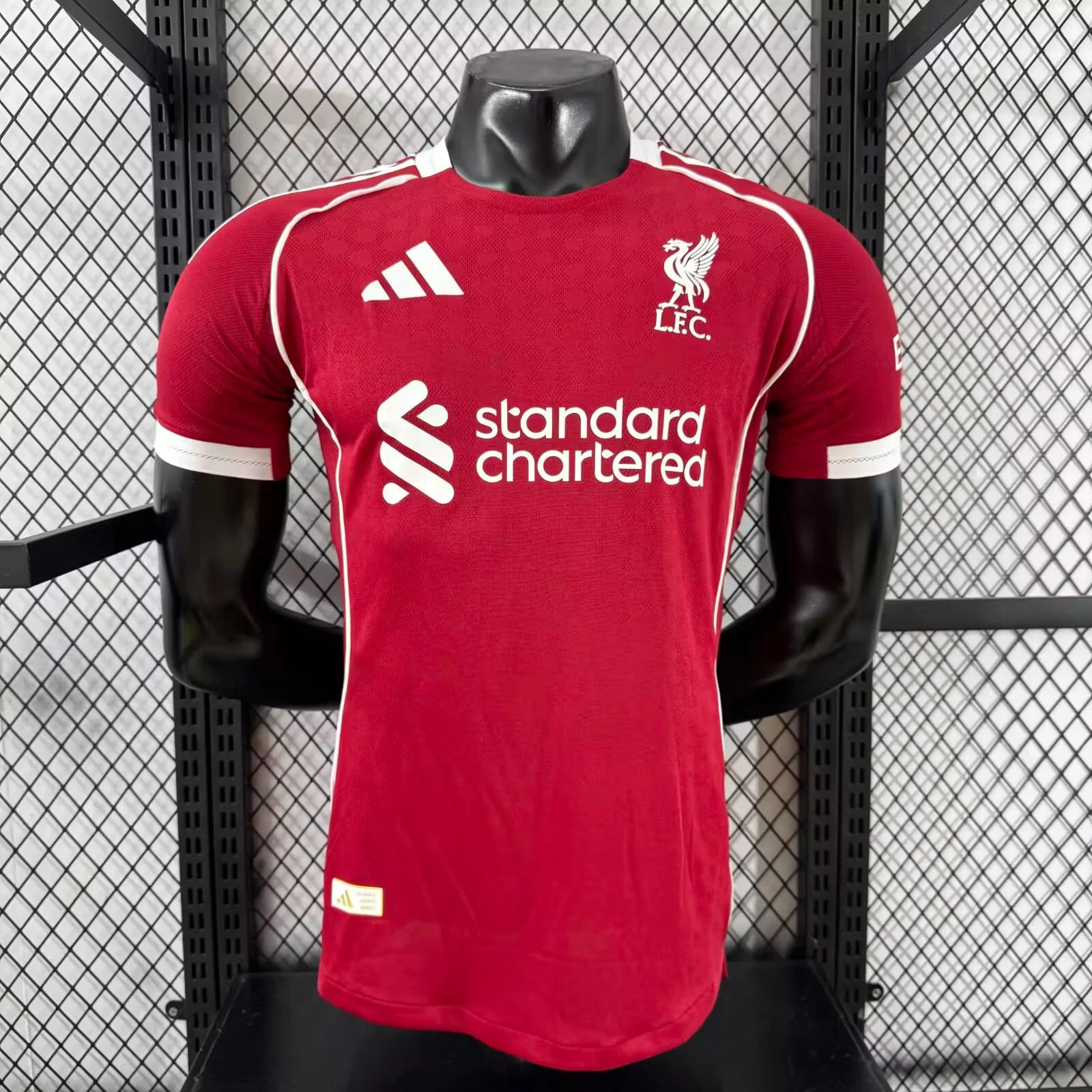 2025-26 Liverpool Home Shirt - Player Edition