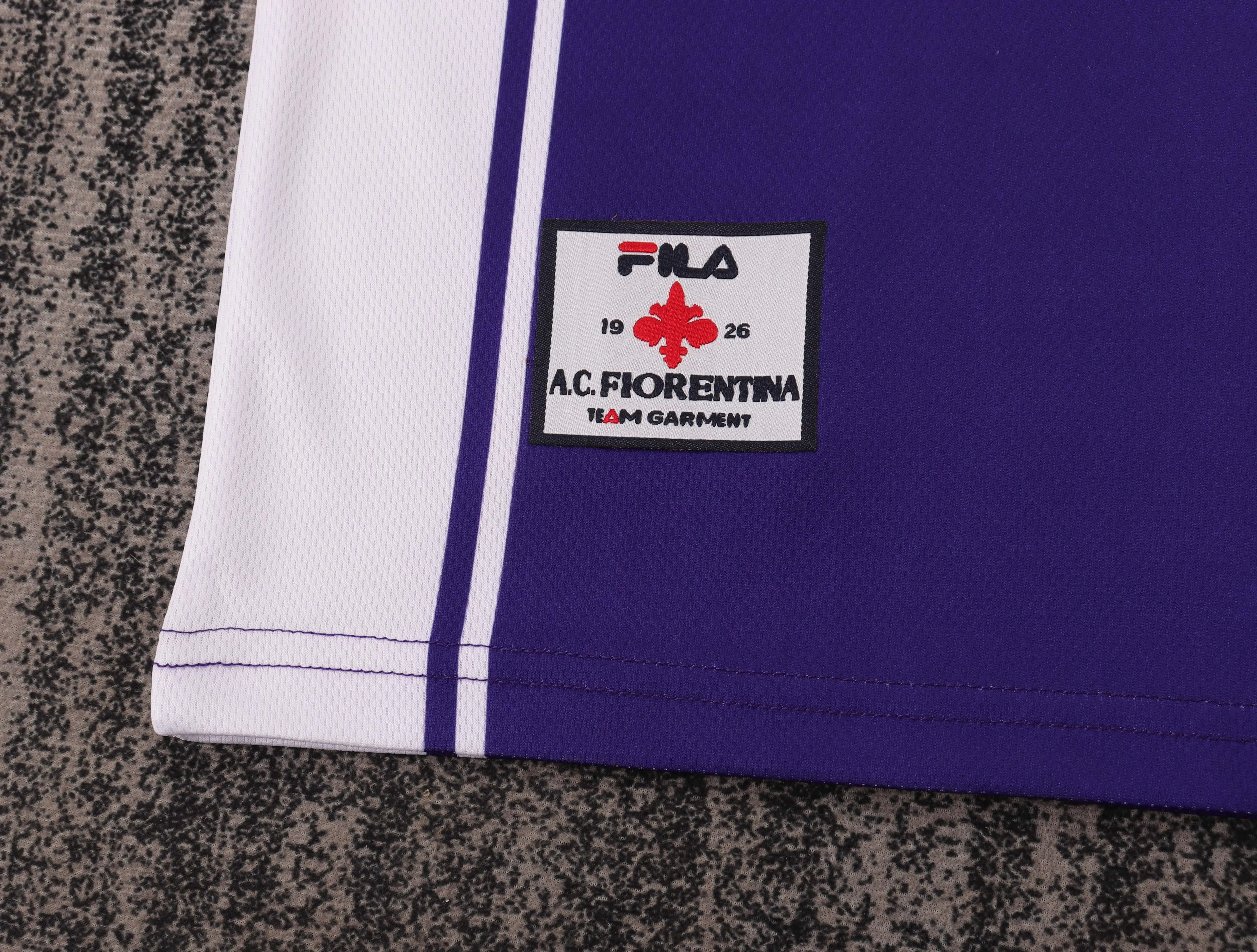 1999-00 Fiorentina Home Retro Shirt - Kids view 12