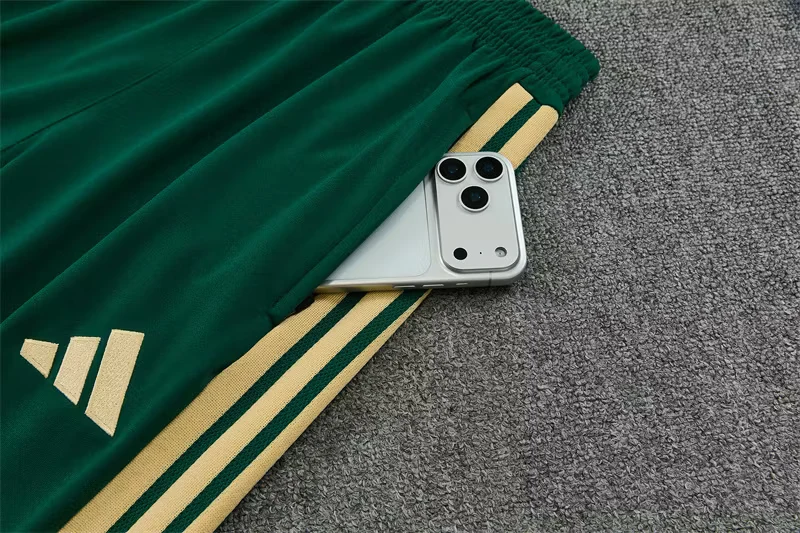 2026-27 Italy Green Half-Zip Training Jersey view 13