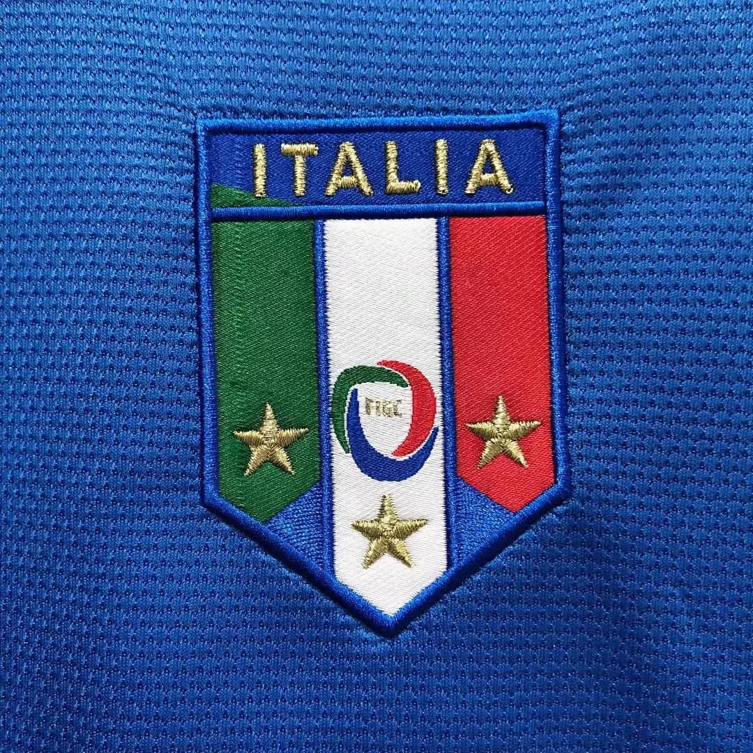 2006 Italy Home Retro Jersey view 6