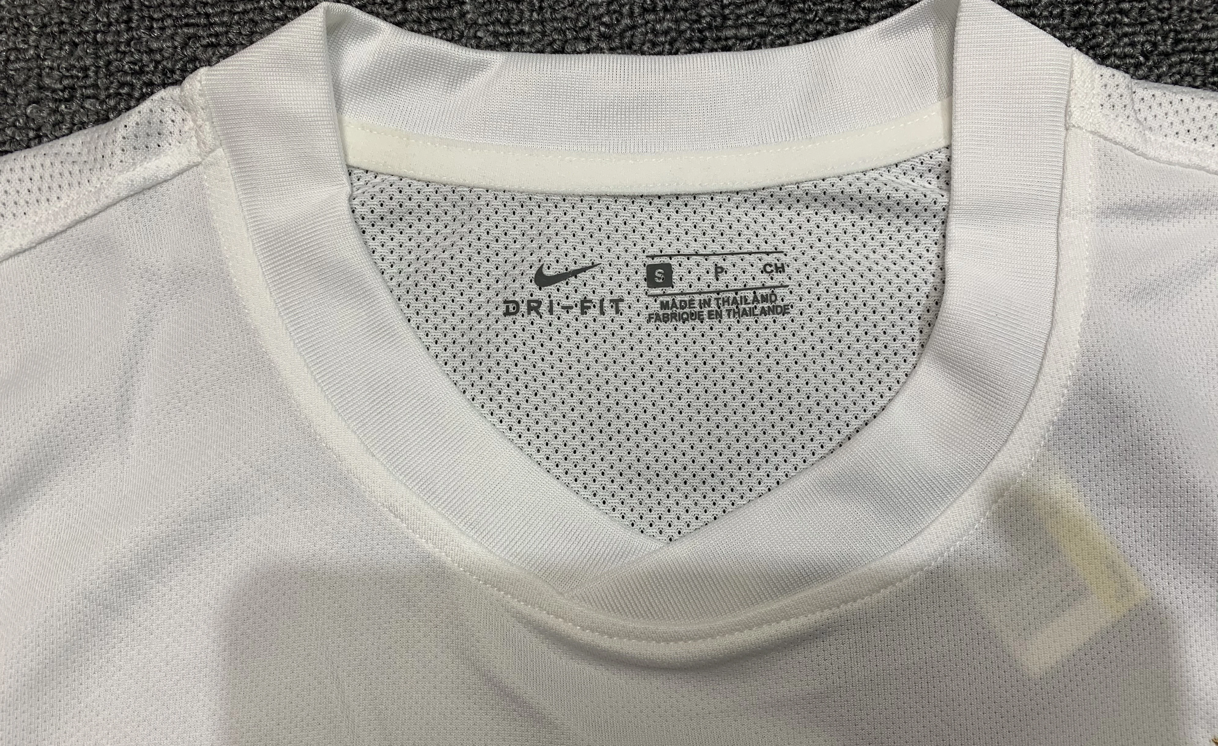 2010 Inter Milan Away White Retro Jersey view 3