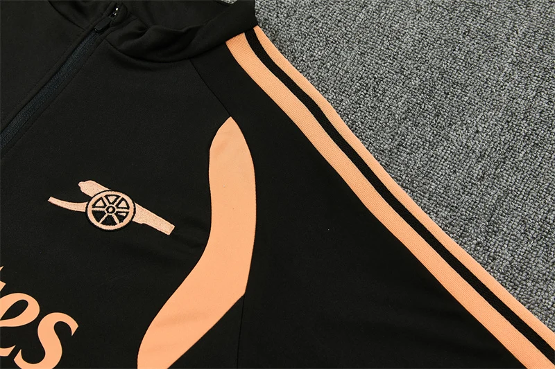 2025-26 Arsenal Black Half-Zip Training Kit view 4