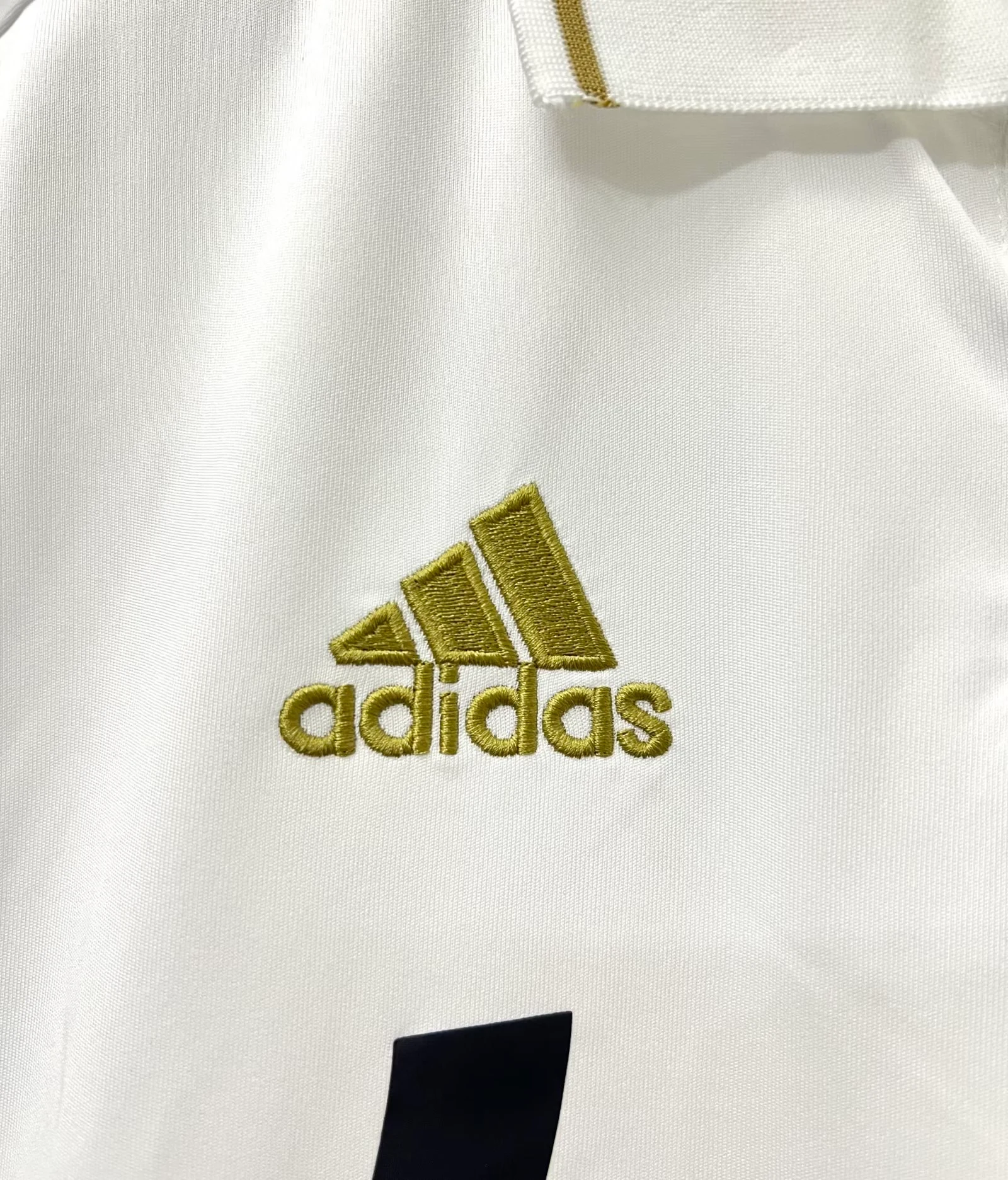 2011-12 Real Madrid Home Retro Jersey view 7