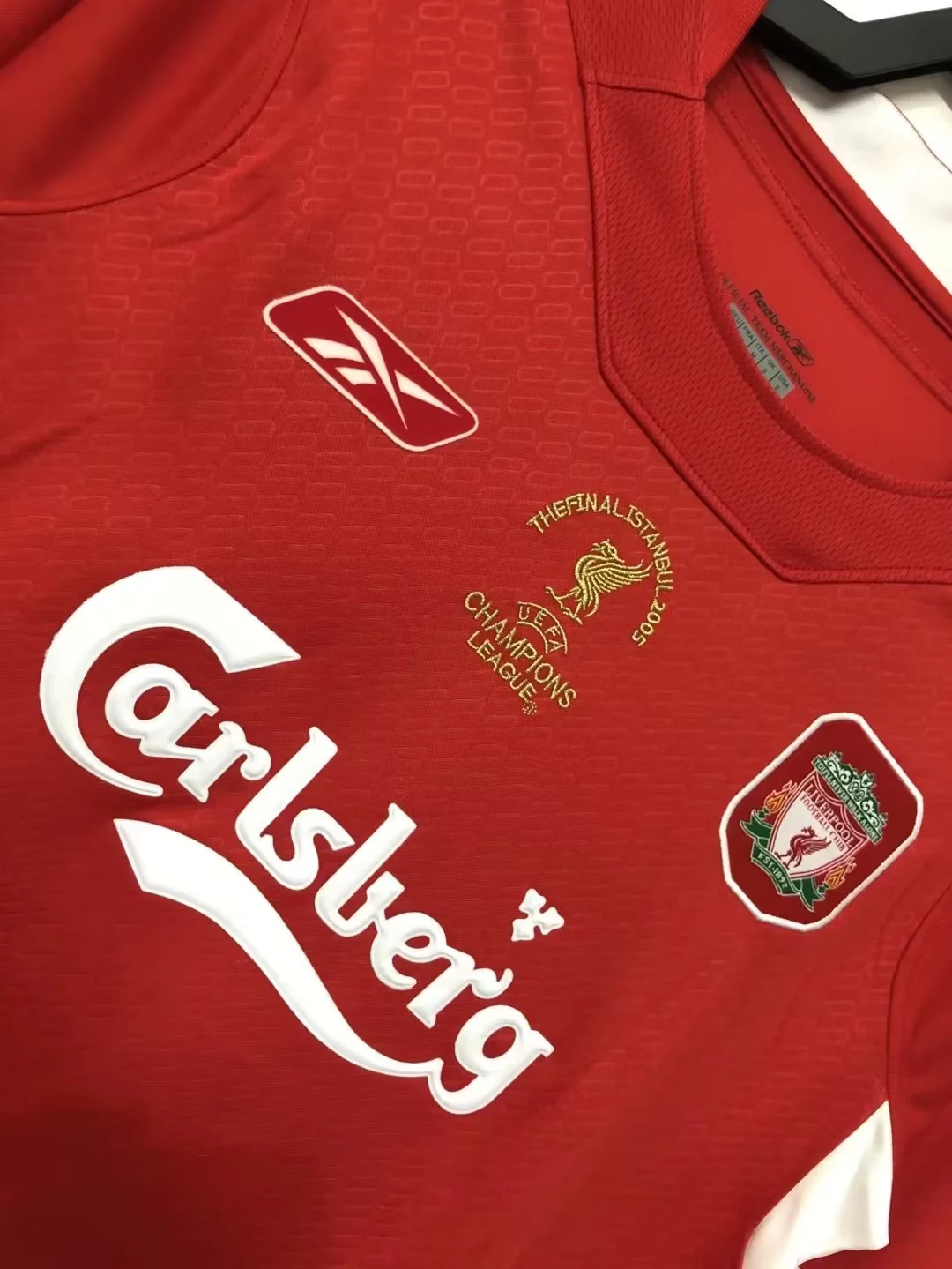2004-05 Liverpool Home Retro Jersey view 3