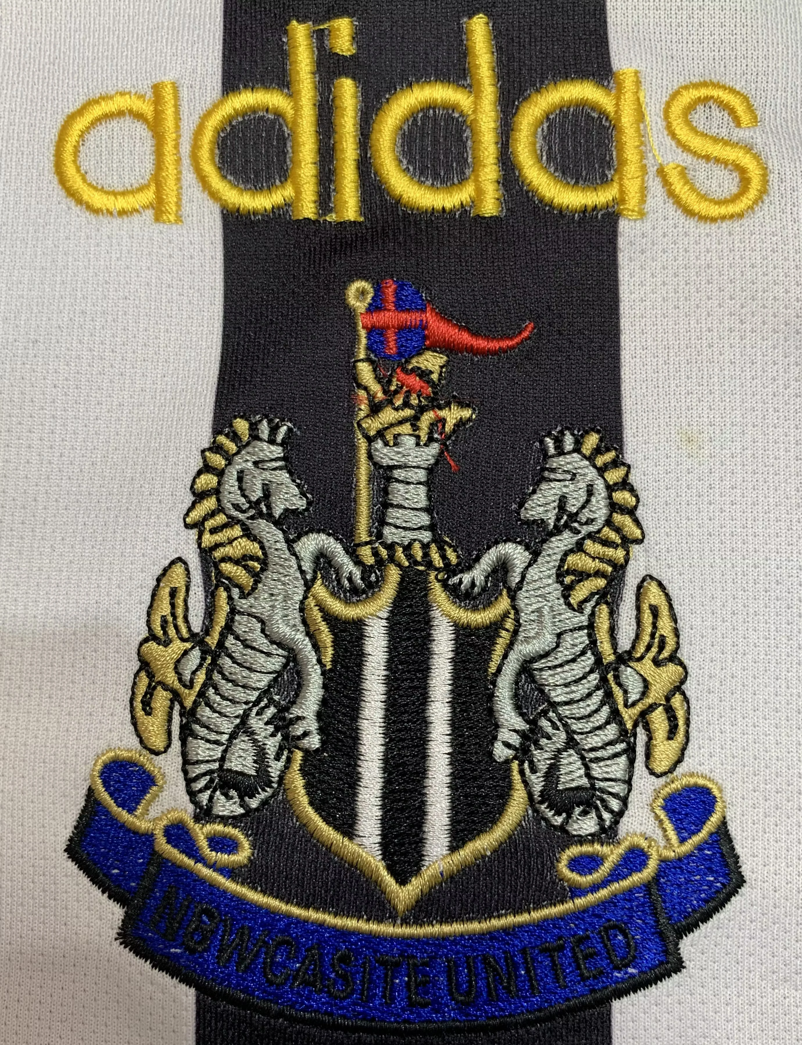 1997-99 Newcastle United Home Retro Shirt view 5