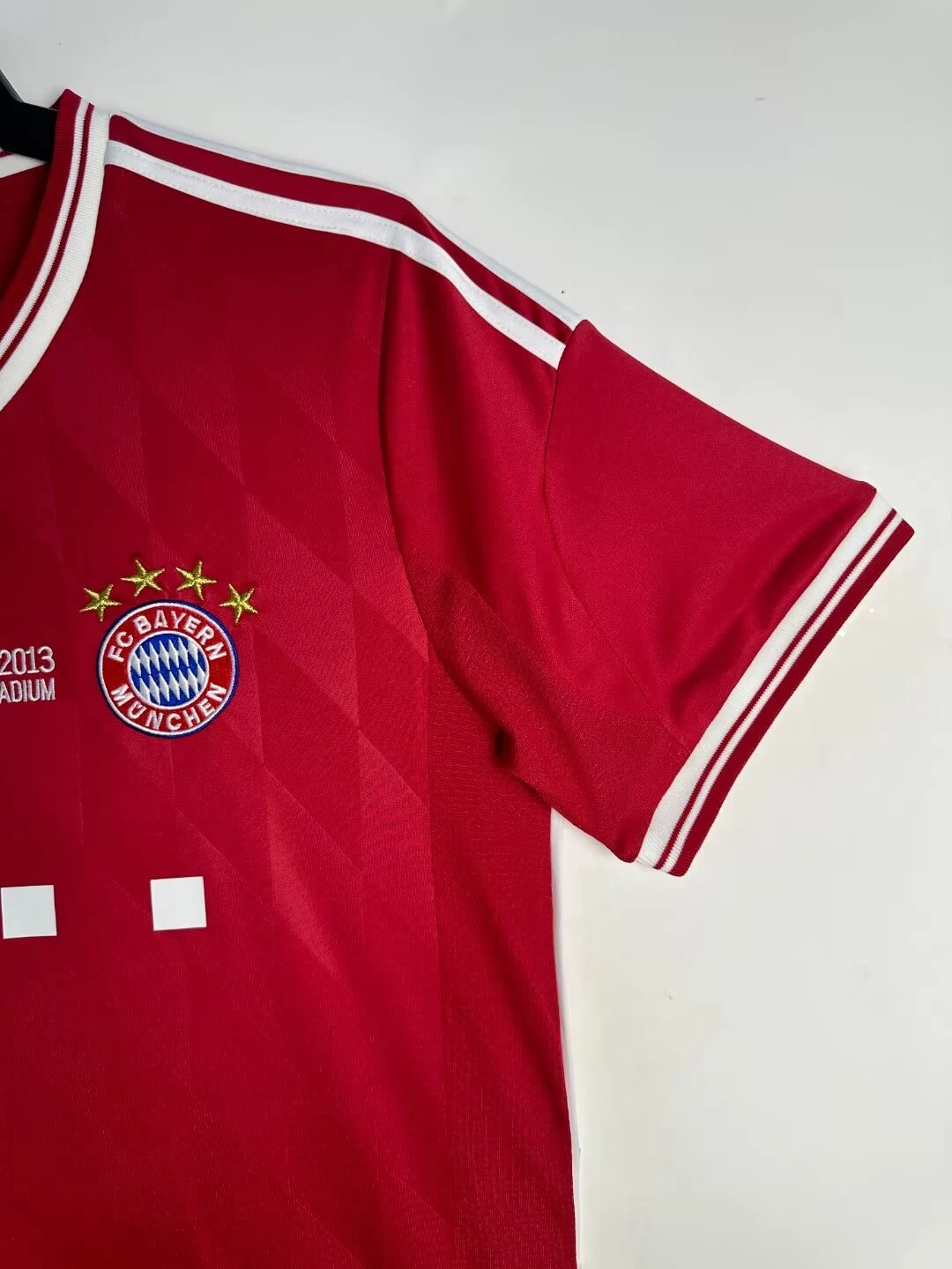 2013-14 Bayern Munich Home Retro Jersey view 4