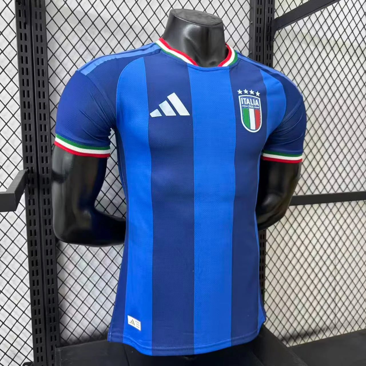 2026-27 Italy Special Edition Jersey – Player Version view 8