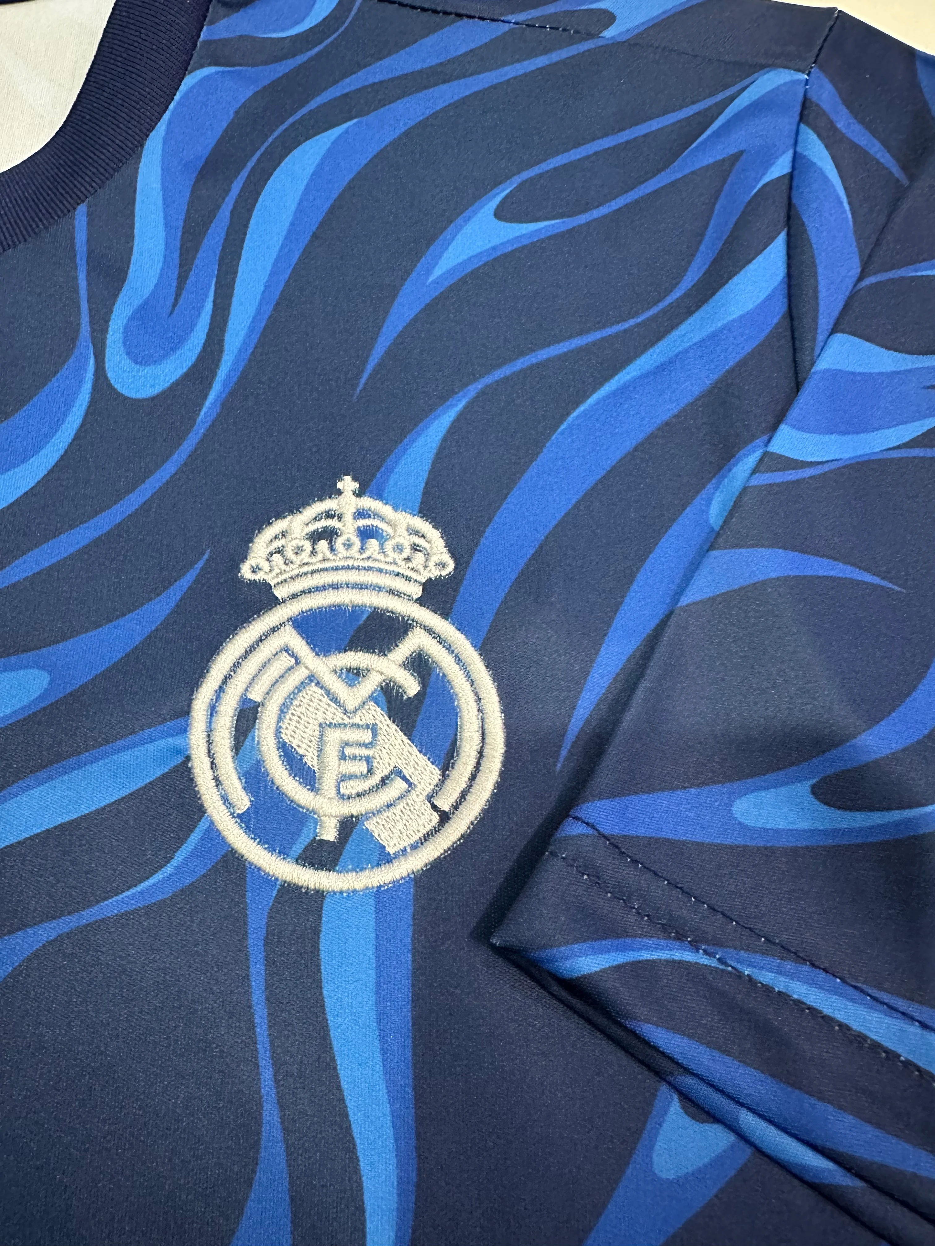 2025-26 Real Madrid Training Jersey view 4