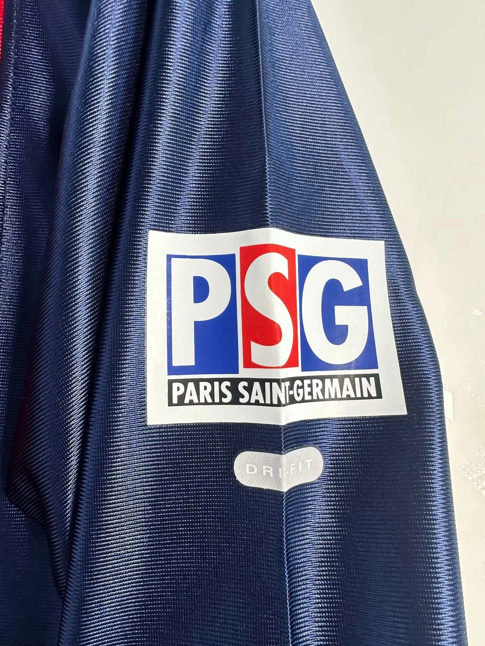 2001-02 Paris Saint-Germain Home Long Sleeve Retro Jersey view 3