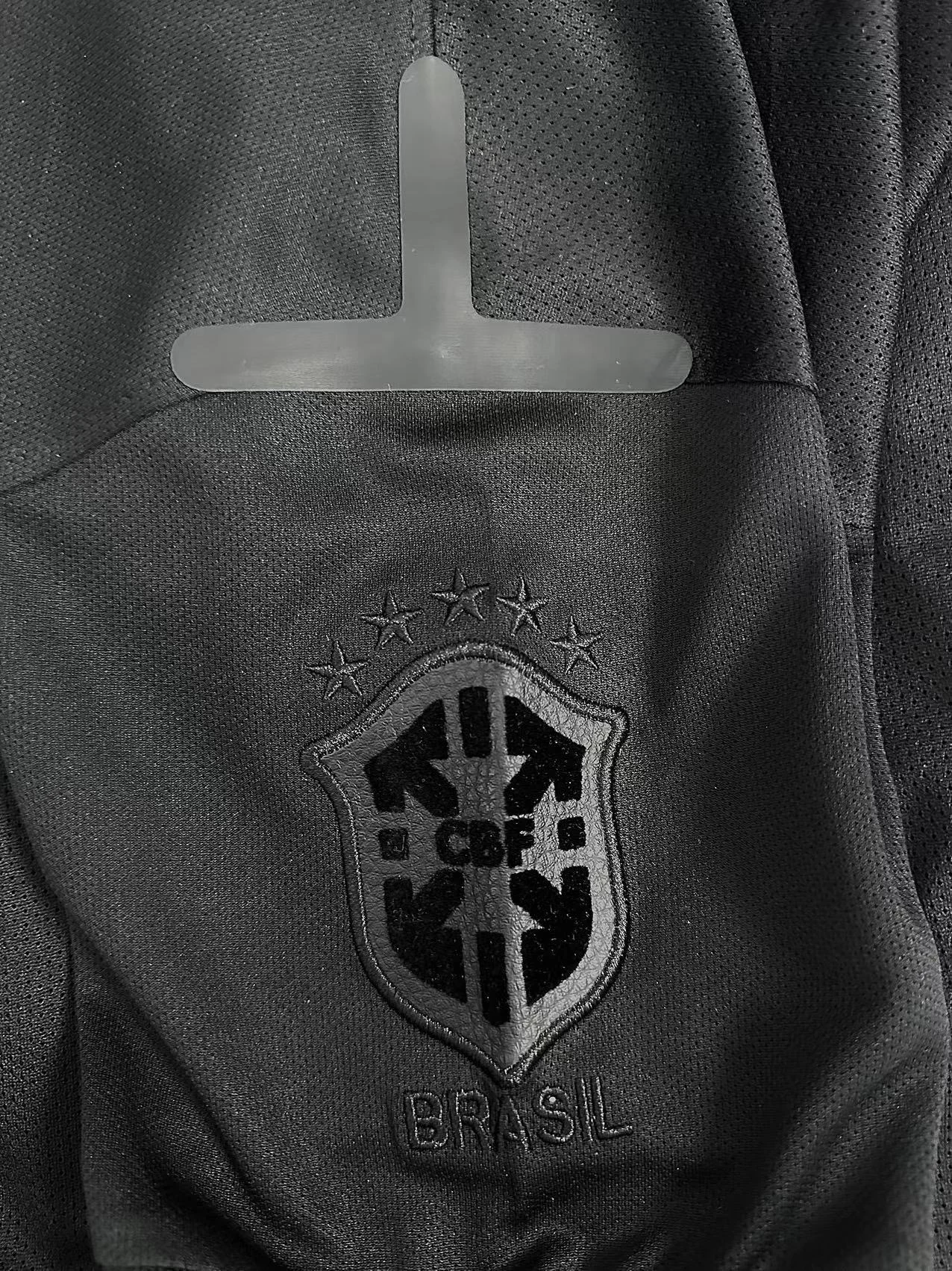 2013-14 Brazil Retro Black Jersey view 5