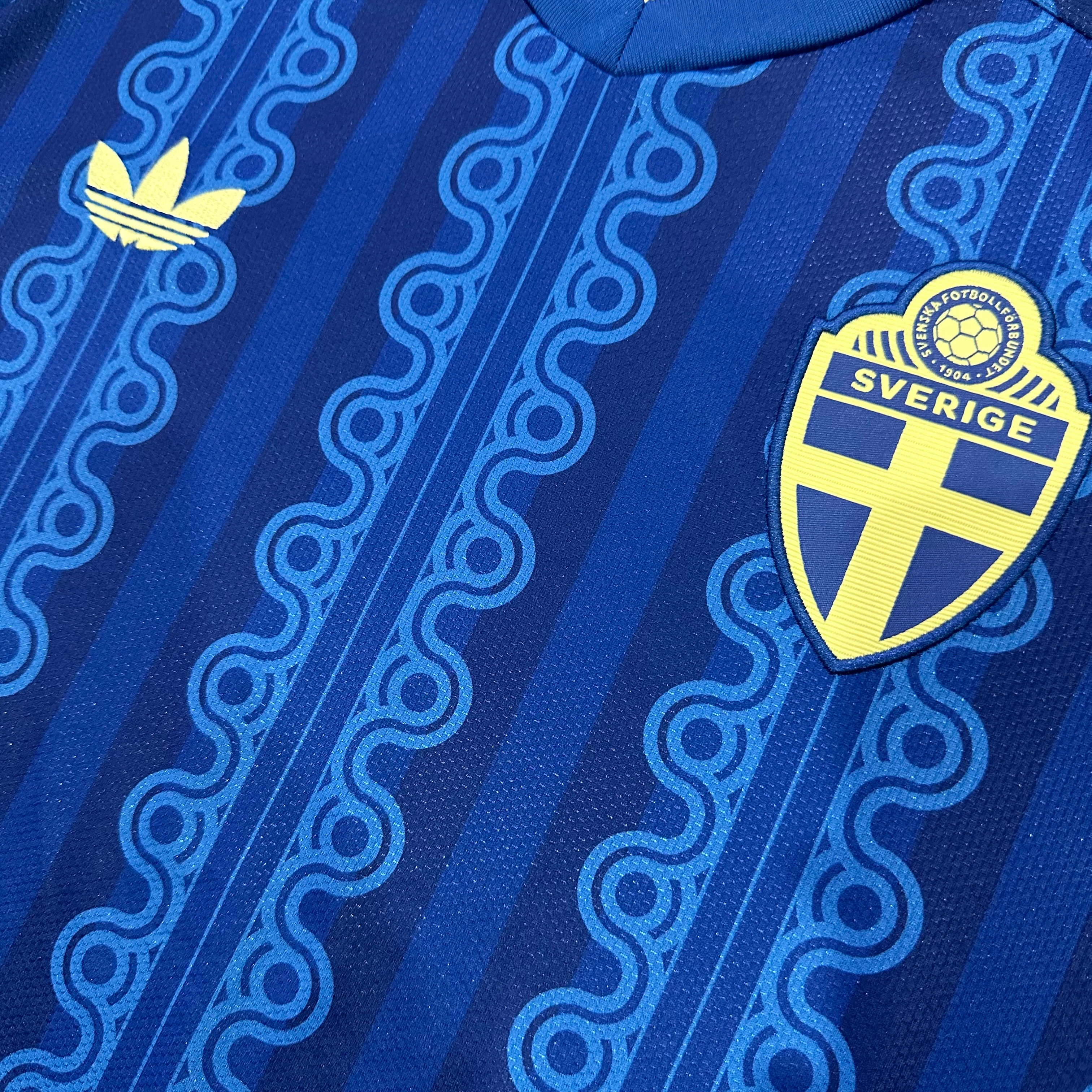 2026-27 Sweden Away Jersey view 3