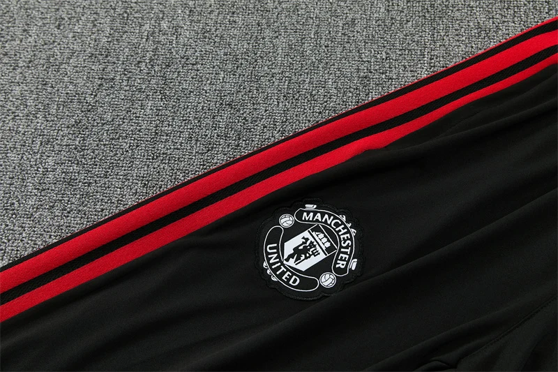 2026-27 Manchester United Red Half-Zip Training Jersey view 9