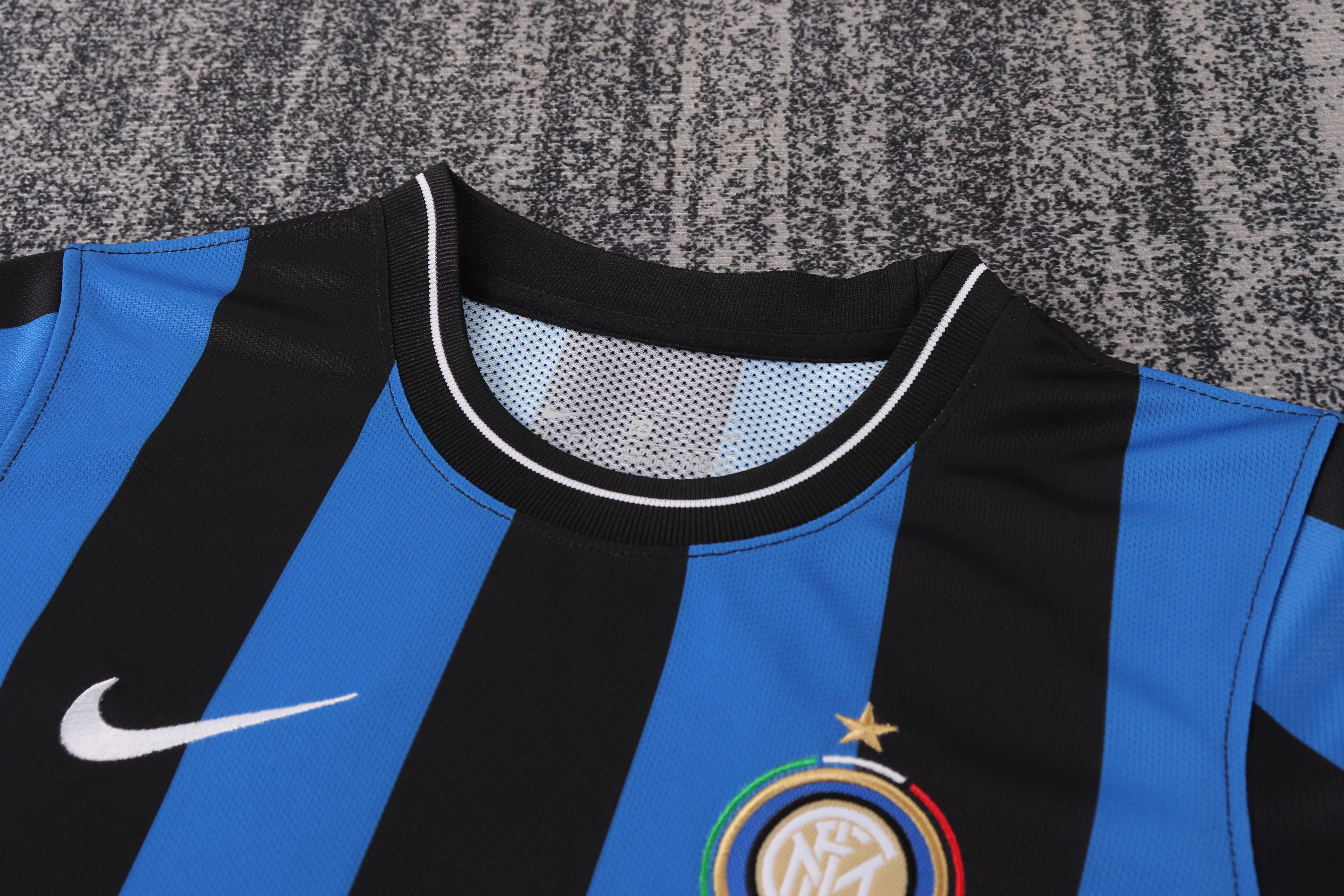 2010 Inter Milan Home Retro Shirt - Kids Size view 11