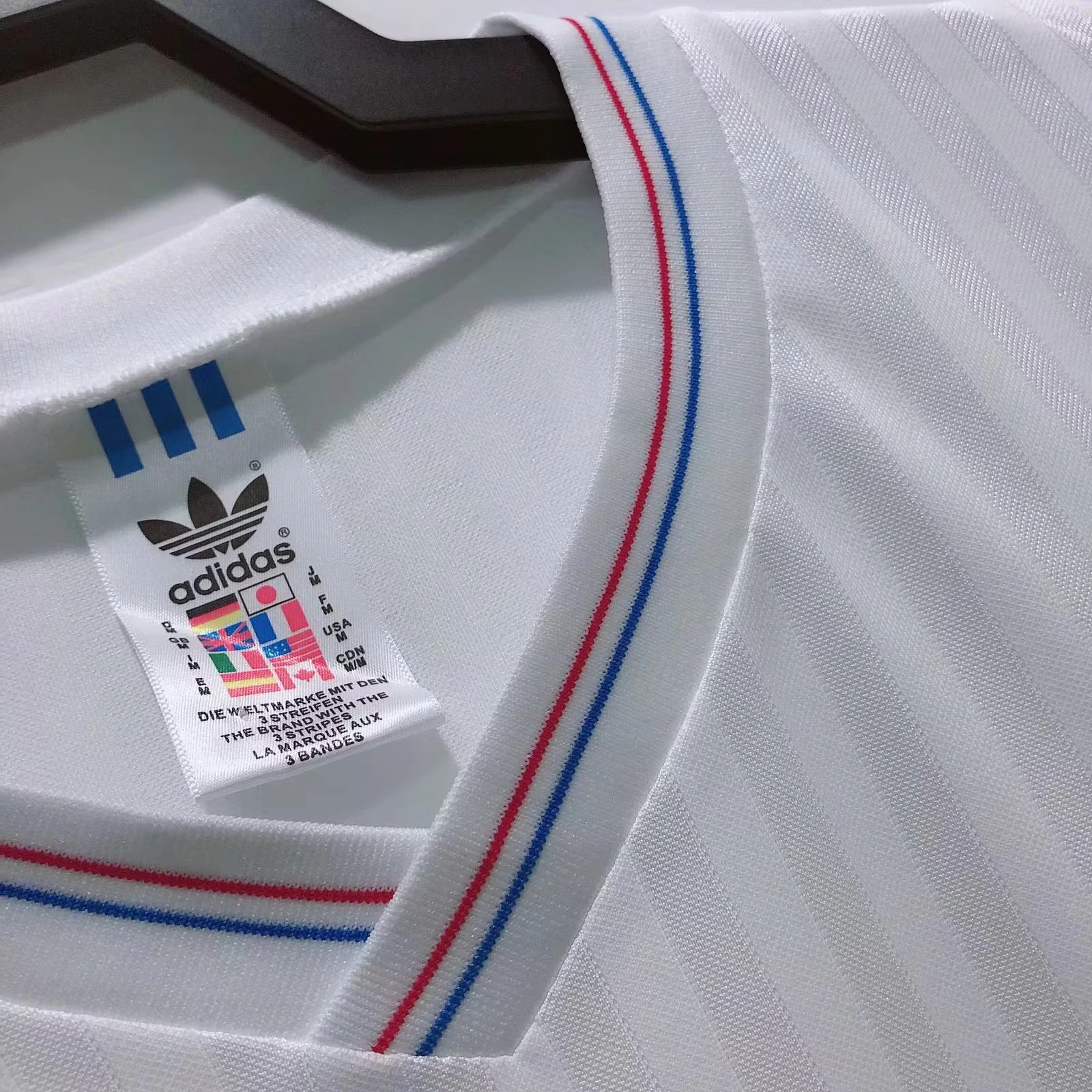 1990 Marseille home retro jersey view 6