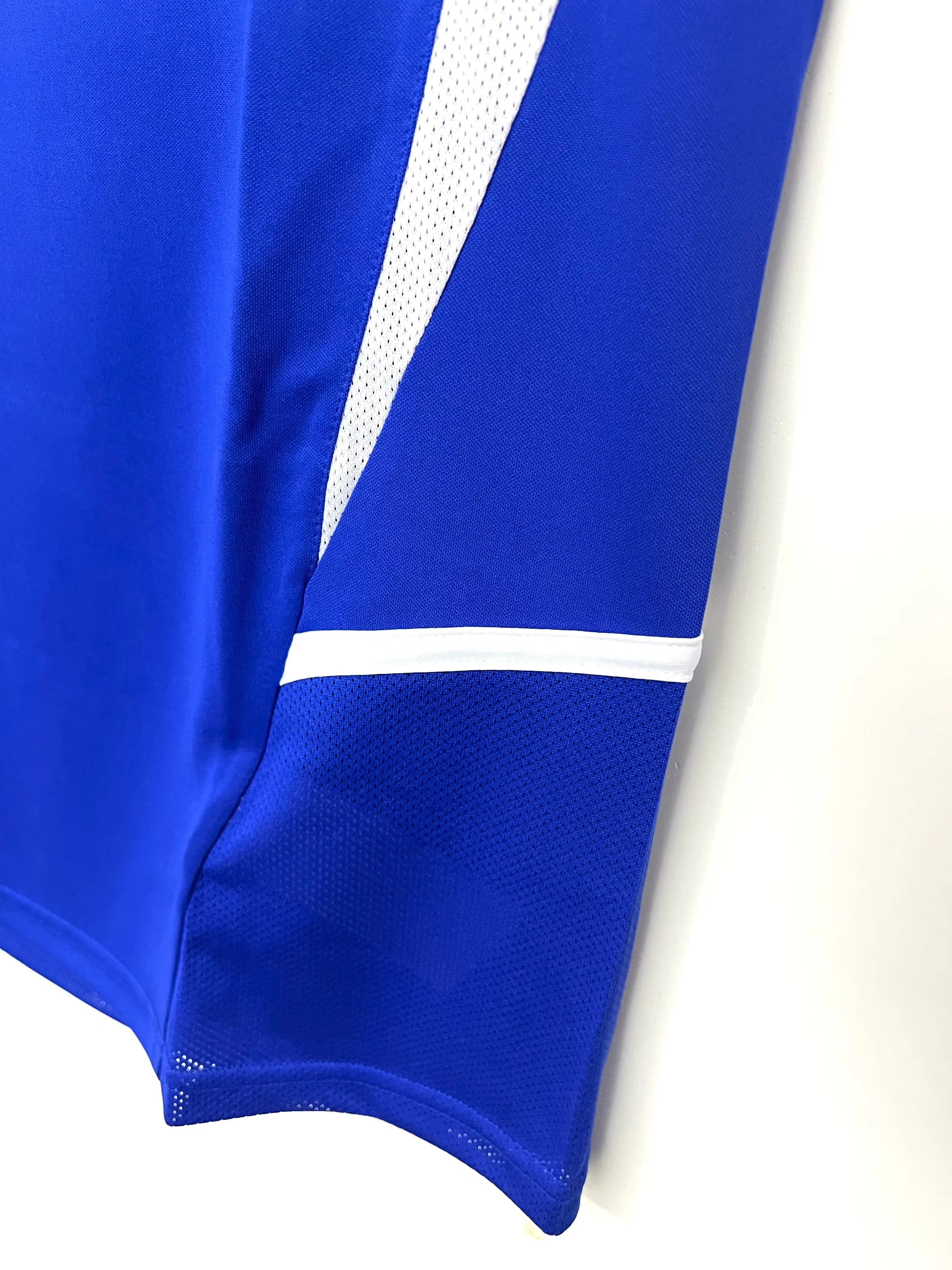 2002 Brazil Away Retro Jersey view 3