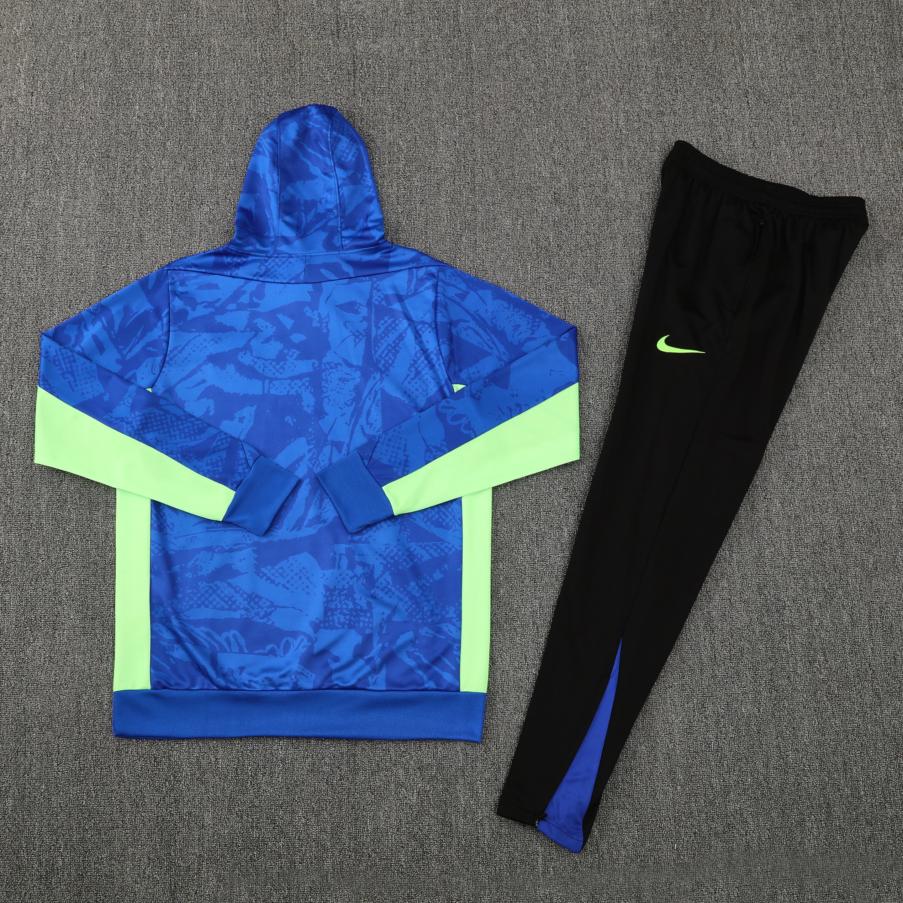 2025-26 Barcelona Blue Half-Zip Training Jersey view 19