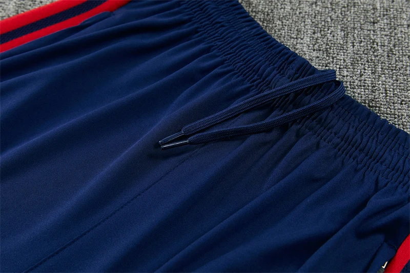 2026-27 Bayern Munich Dark Grey Half-Zip Training Jersey view 4