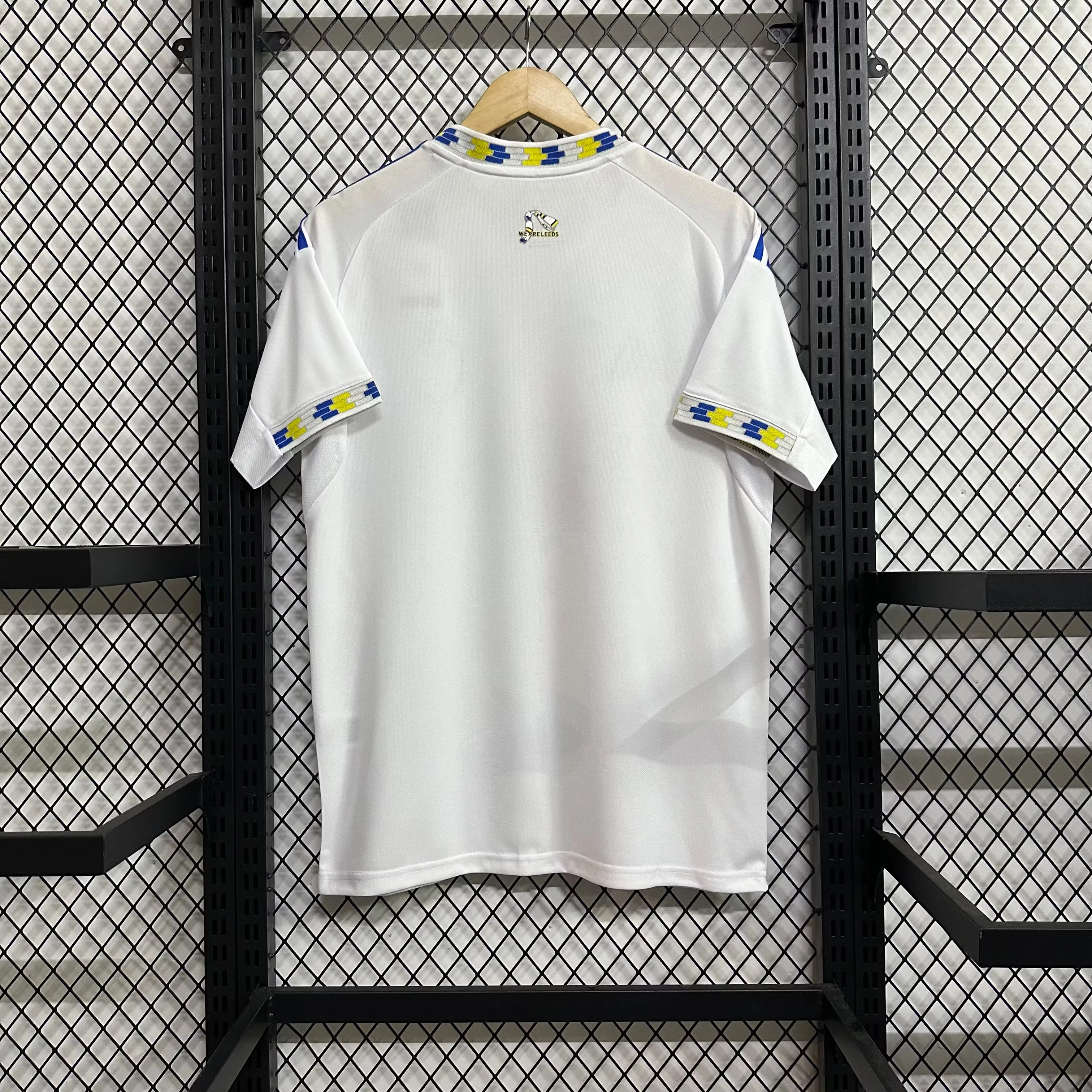 2025-26 Leeds United Home Kit view 2