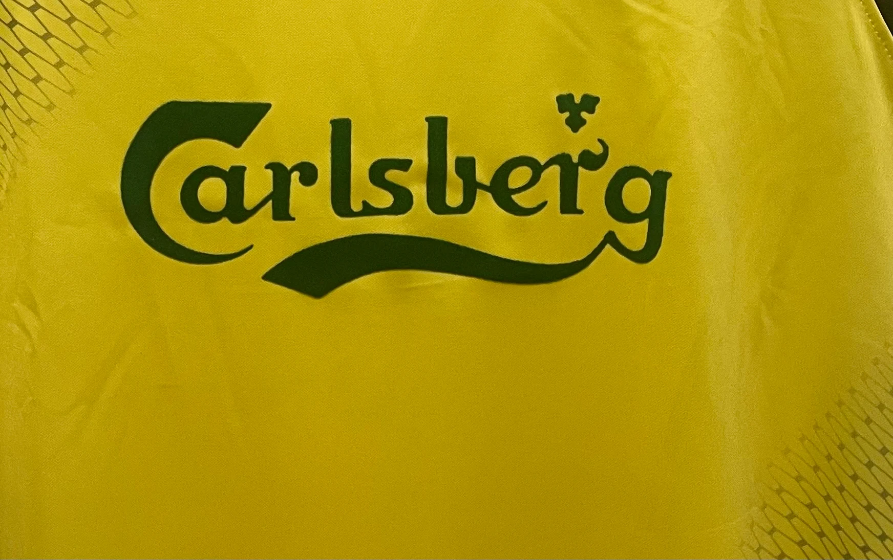 2004-05 Liverpool Away Retro Shirt view 5