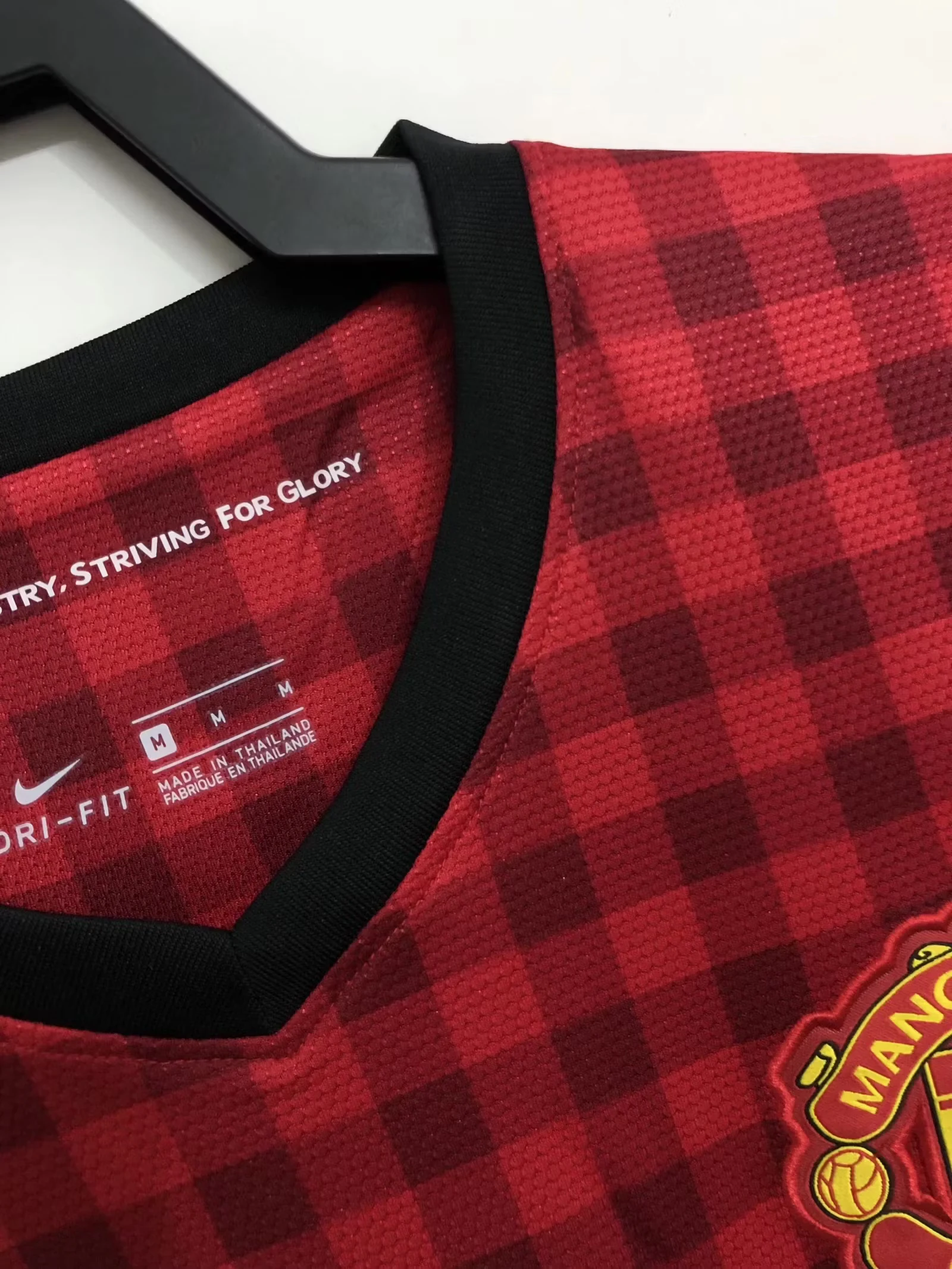 2012-13 Manchester United Home Retro Shirt view 10