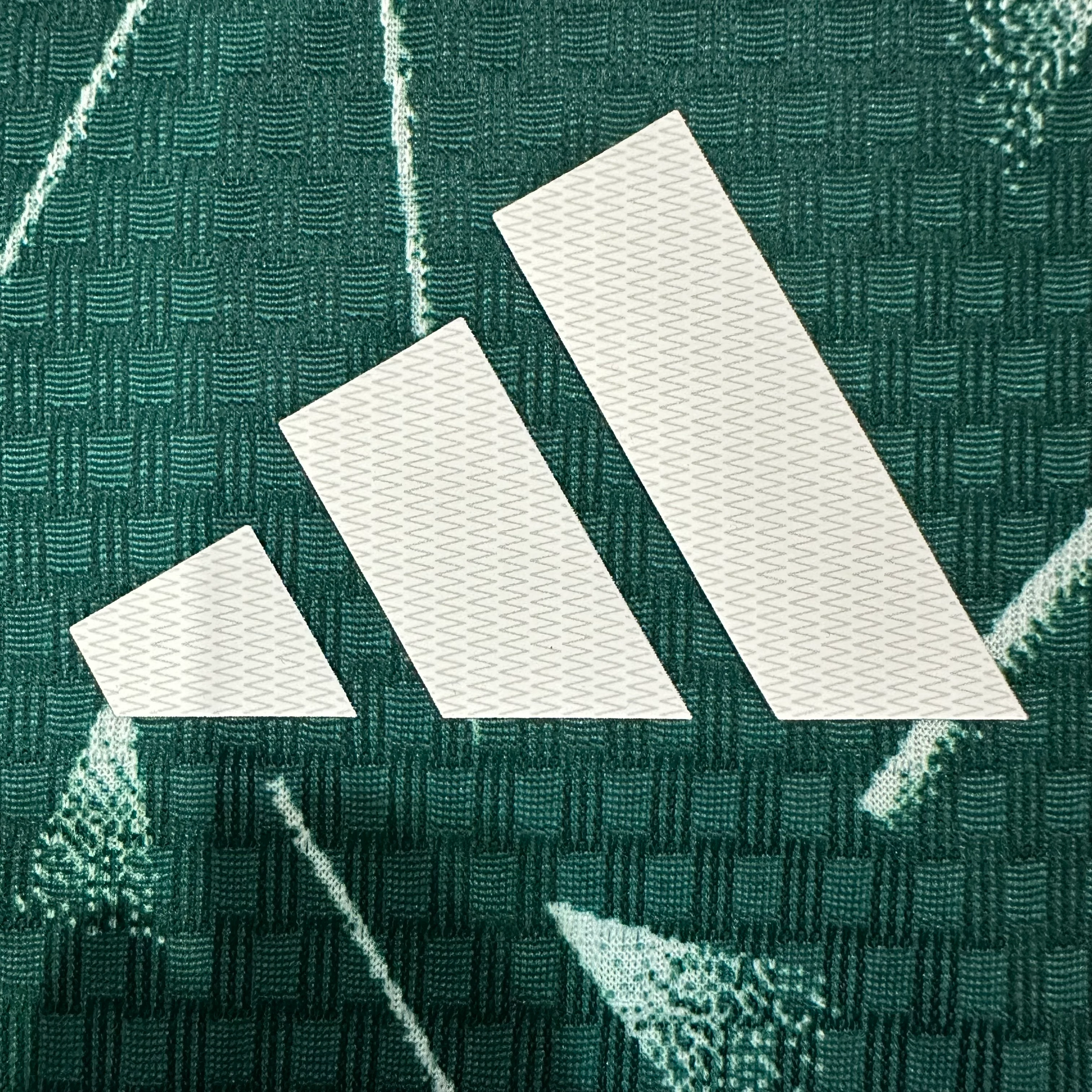 2026-27 Liverpool Special Edition Jersey – Player Version view 5