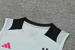2024-25 Juventus training vest jersey view 9