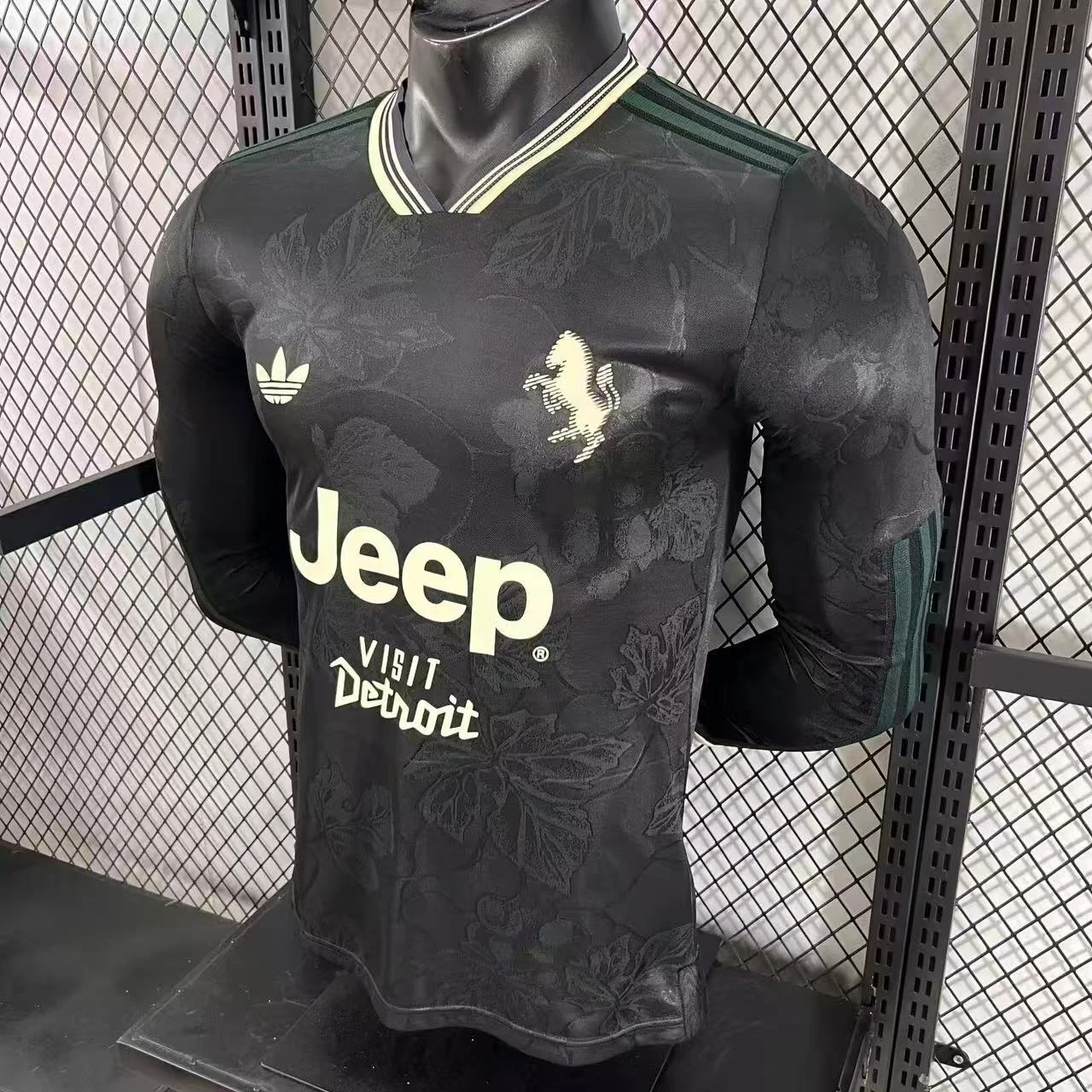 2025-26 Juventus Second Away Long-Sleeve Jersey - Player Version view 8