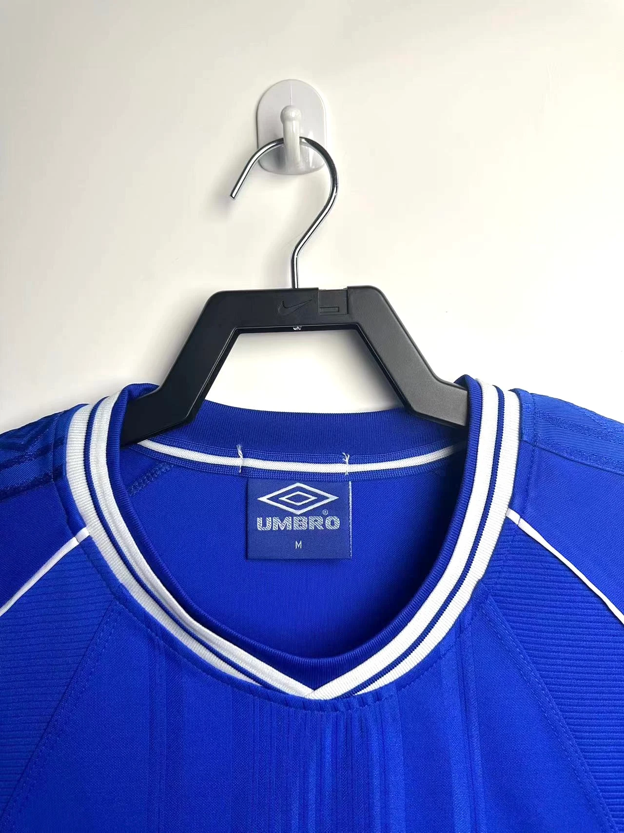 1999-01 Chelsea Home Retro Shirt view 10