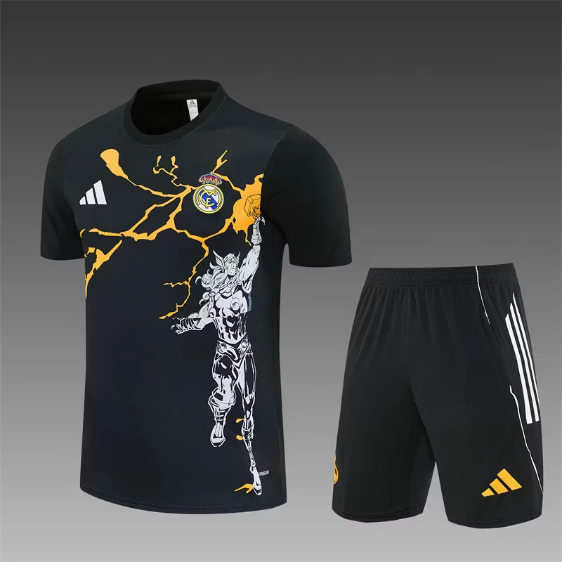 2025-26 Real Madrid Black Short-Sleeve Training Jersey