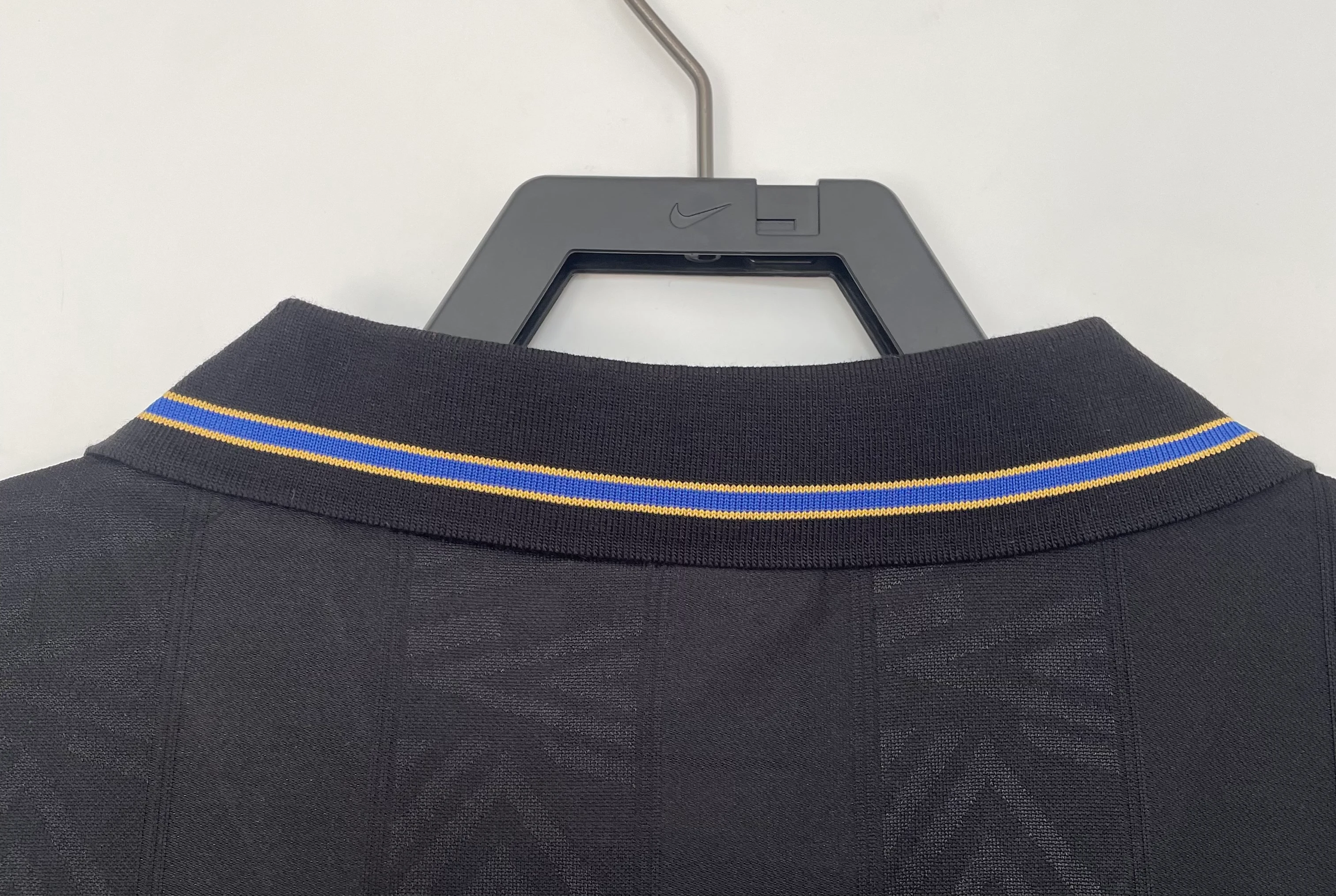 1993-94 Manchester United Away Black Long Sleeve Retro Shirt view 3