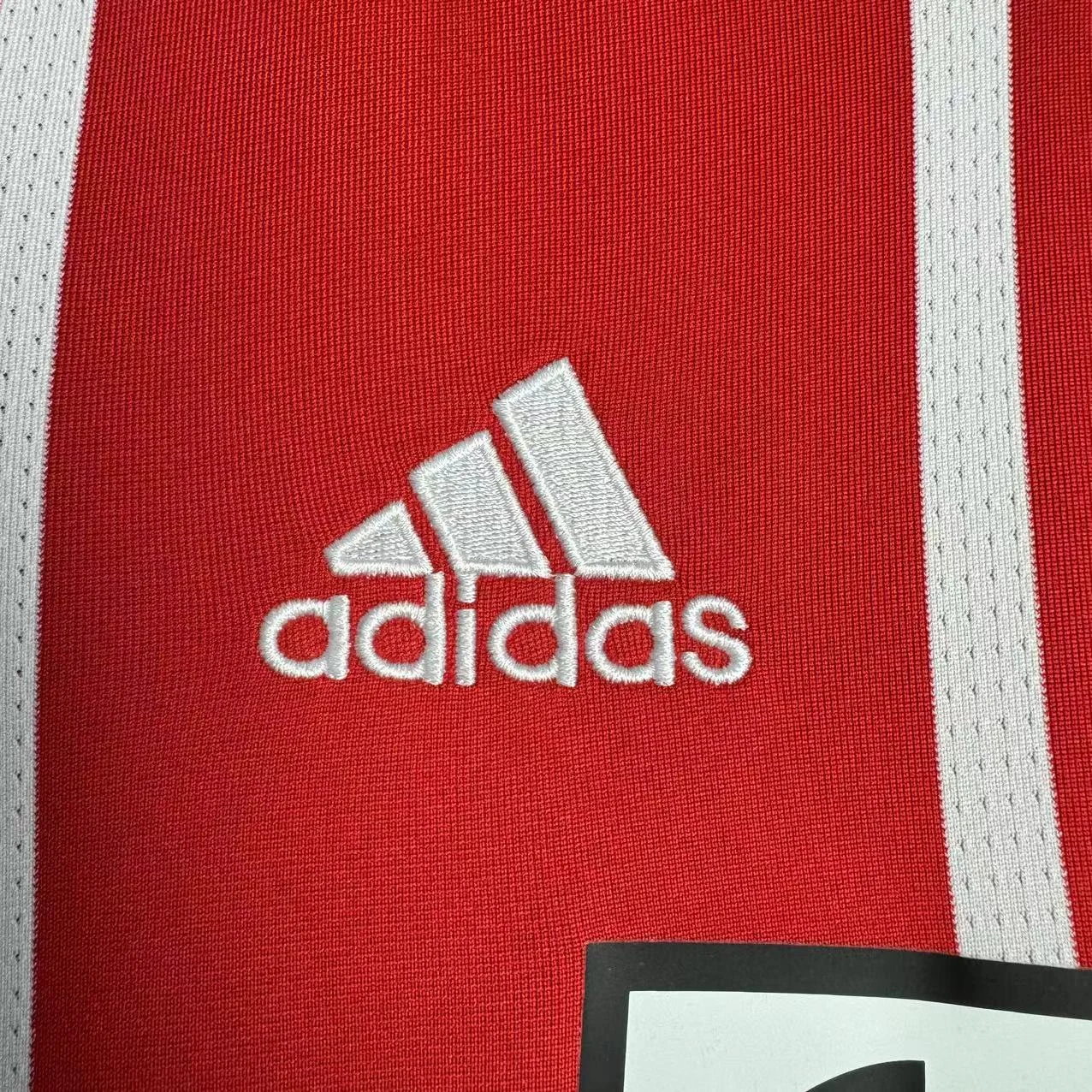 2017-18 Bayern Munich Home Retro Jersey view 7