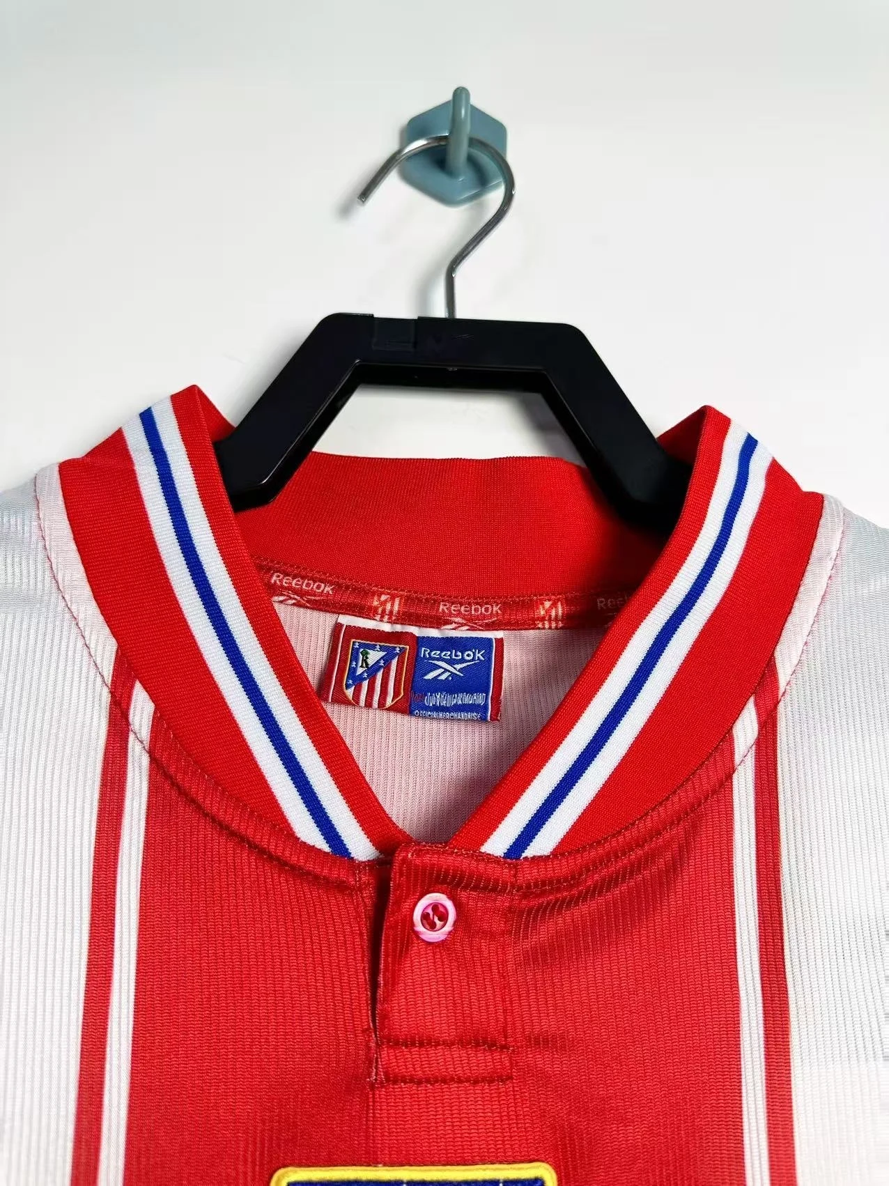 1999–00 Atlético Madrid Home Retro Jersey view 3