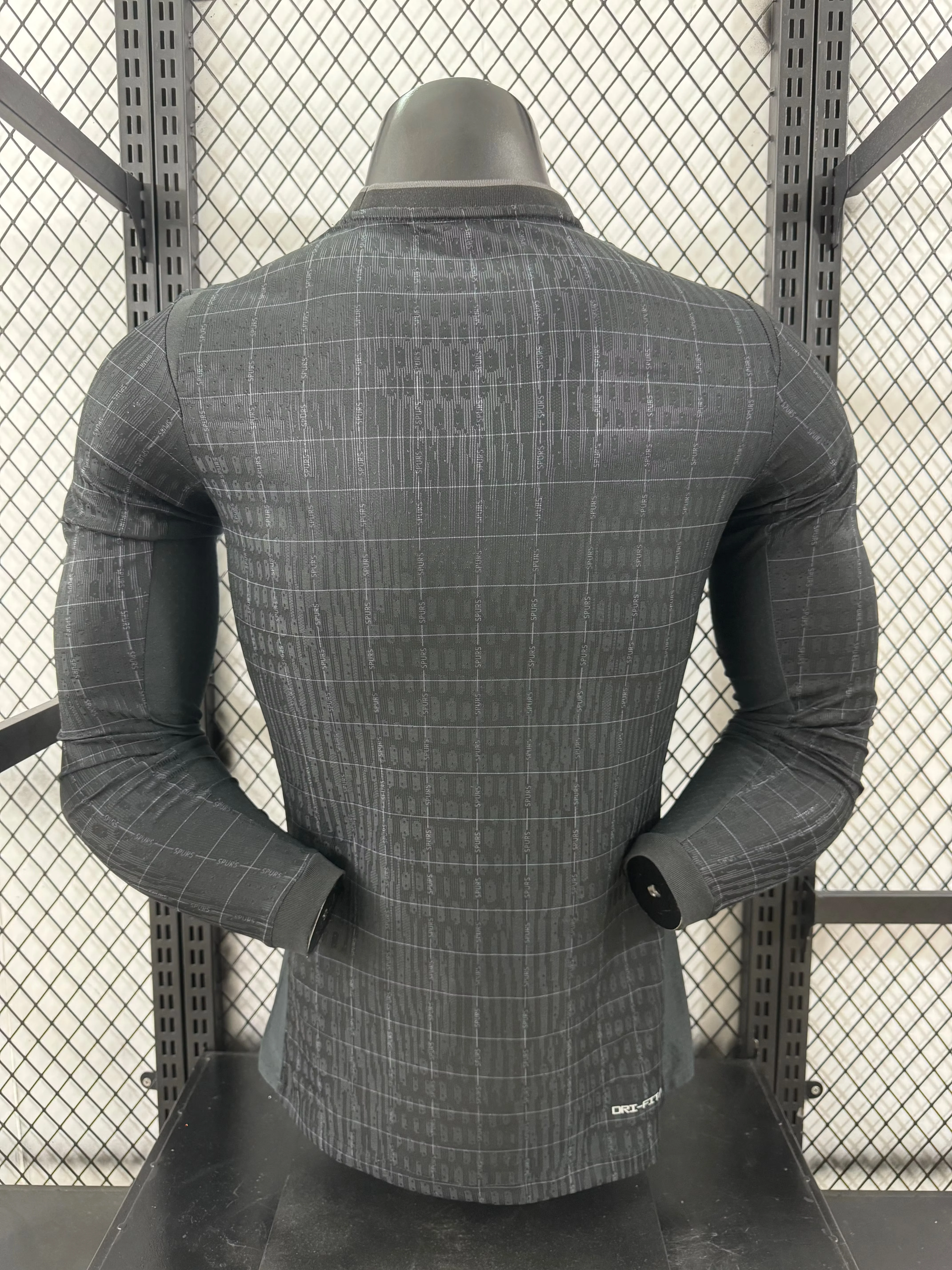 2025-26 Tottenham Hotspur Away Long-Sleeve Jersey – Player Version view 2