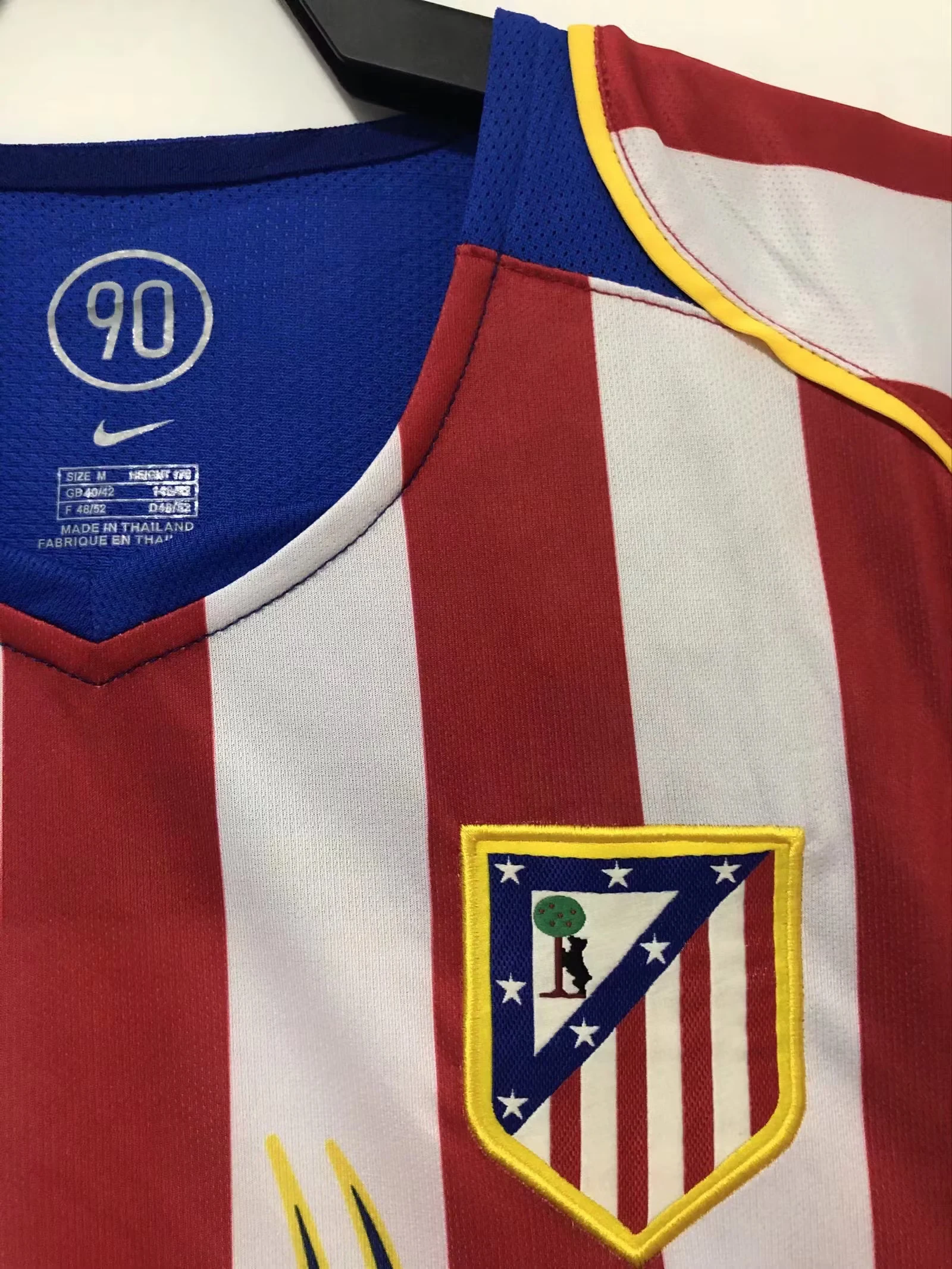 2004-05 Atletico Madrid Home Retro Jersey view 10