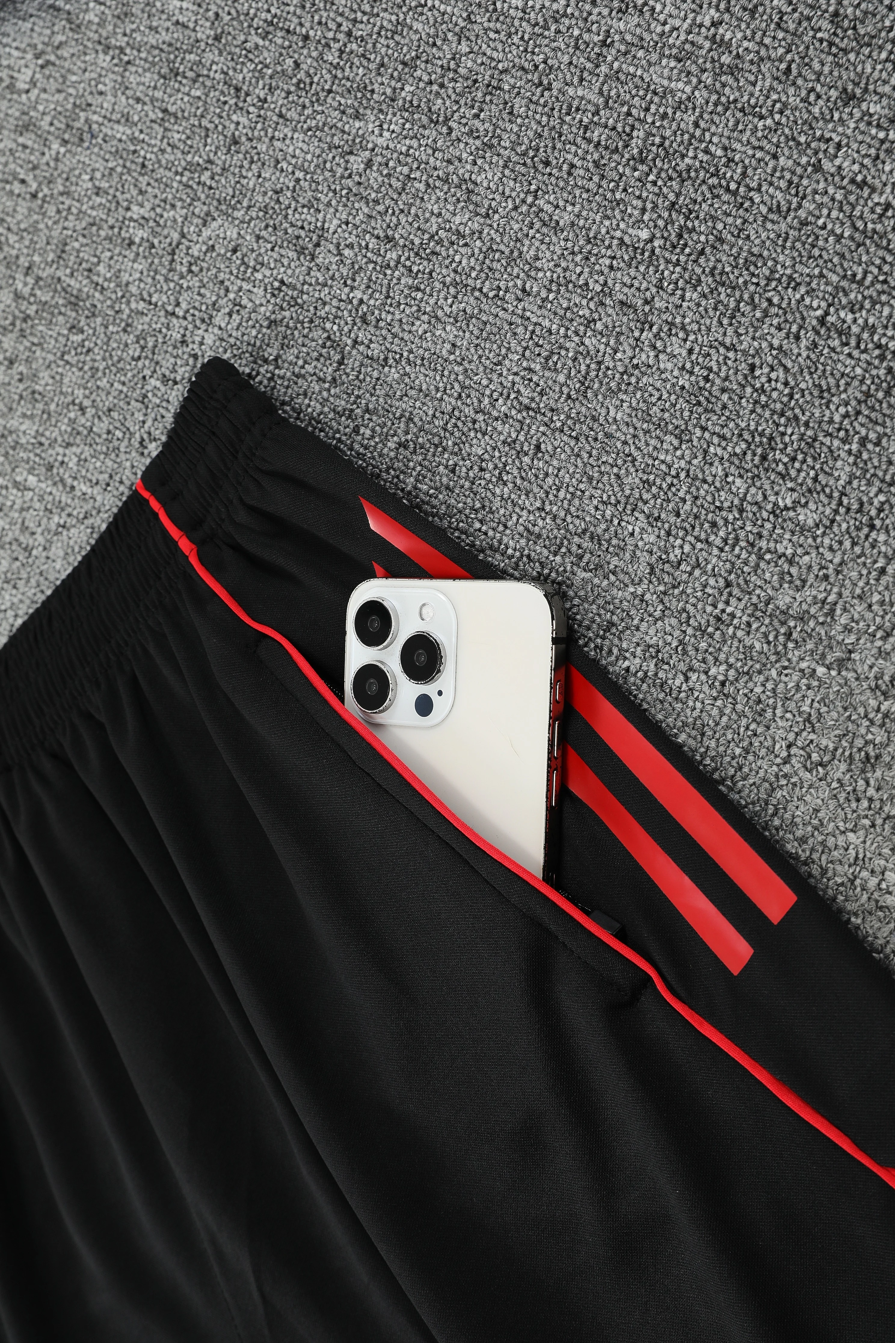2025-26 Manchester United training vest jersey view 10