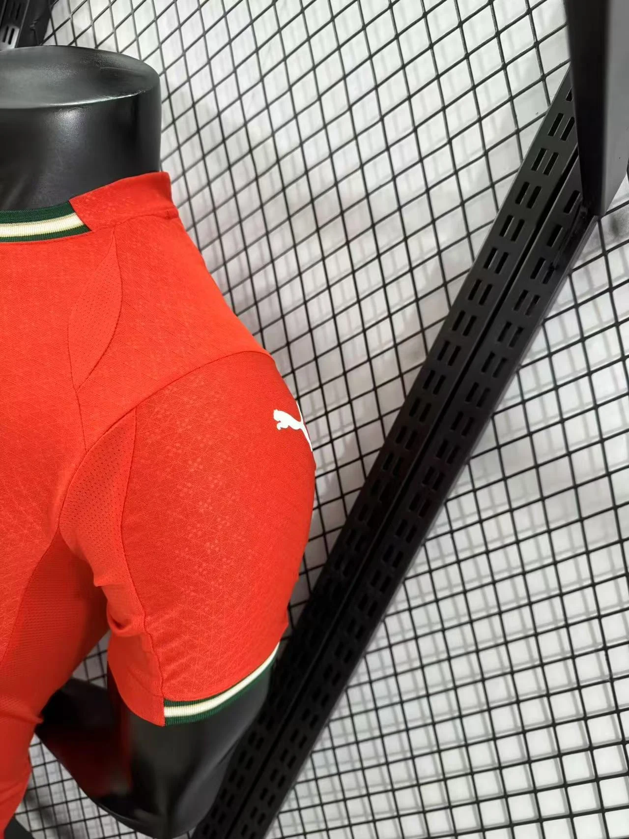 2025-26 Portugal Home Shirt - Player Edition view 9