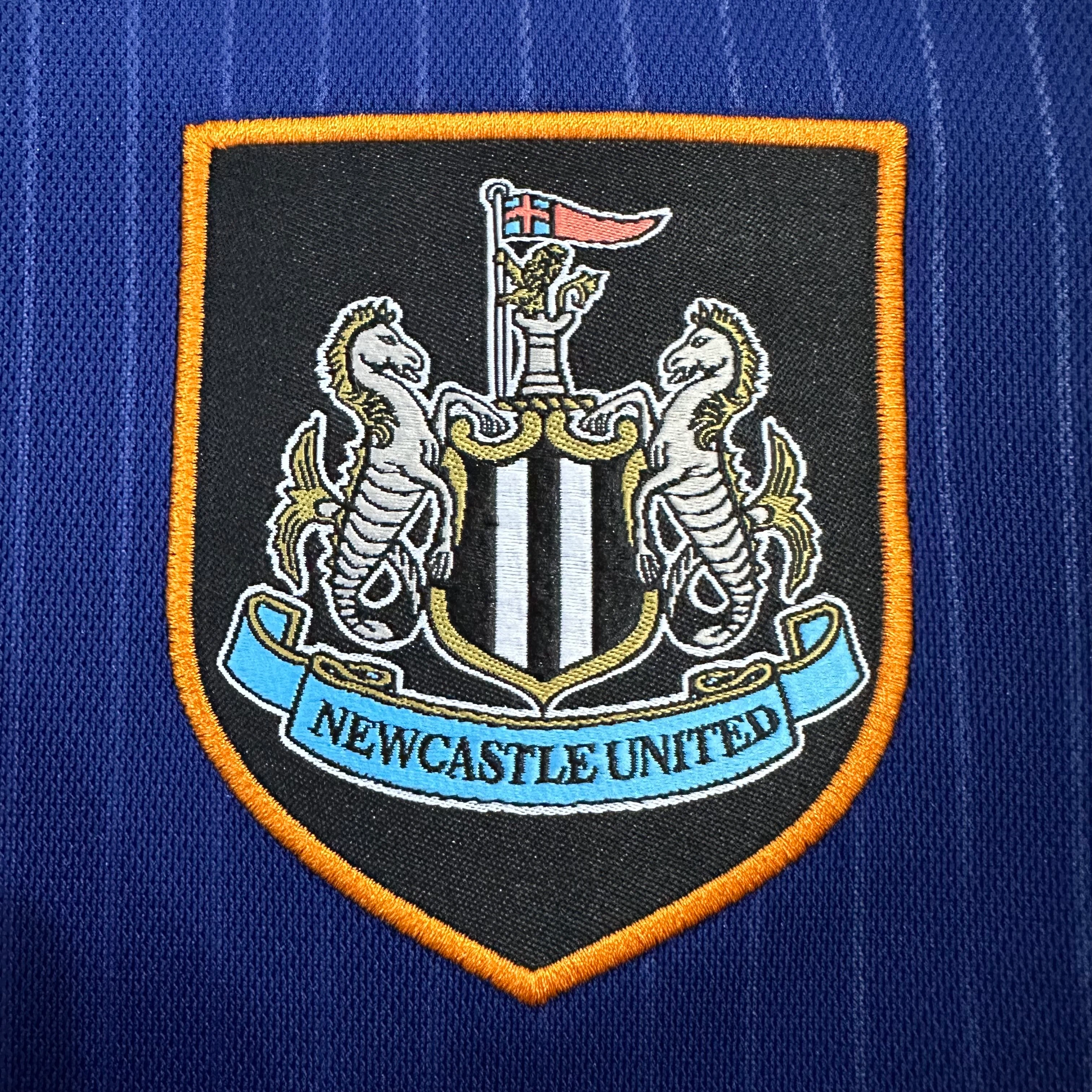2025-26 Newcastle United Second Away Kit view 8