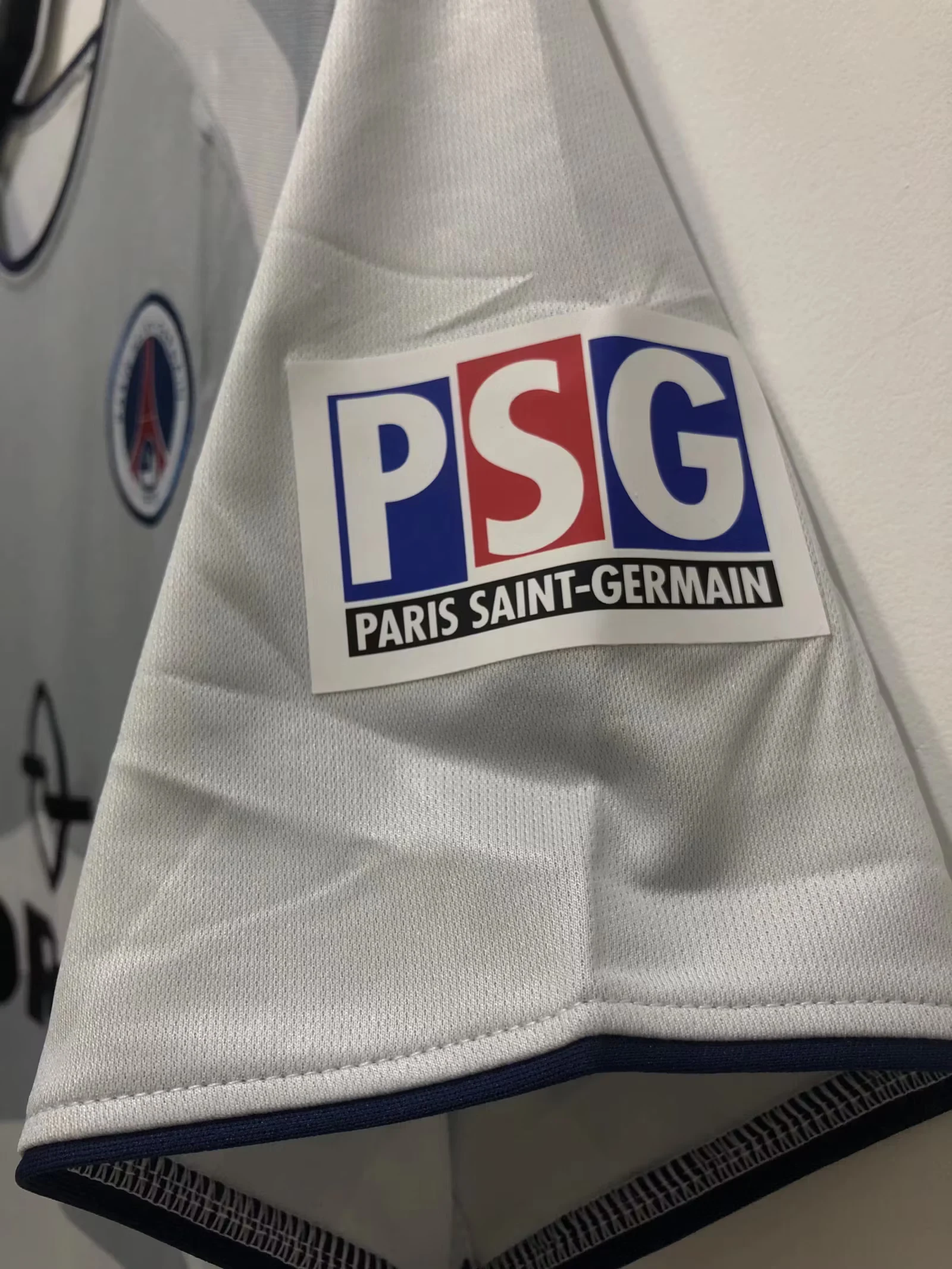 2001 Paris retro away jersey view 5