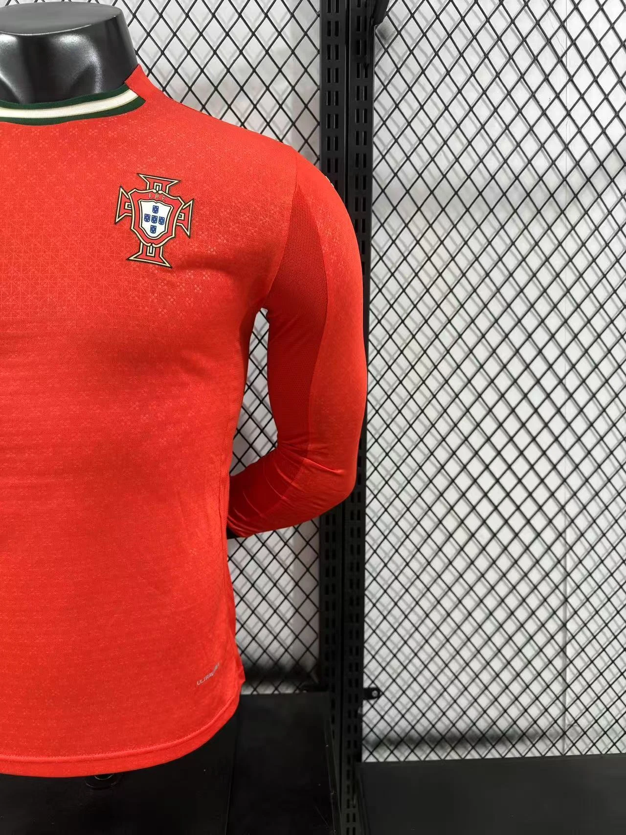 2025-26 Portugal Home Long-Sleeve Jersey - Player Version view 9