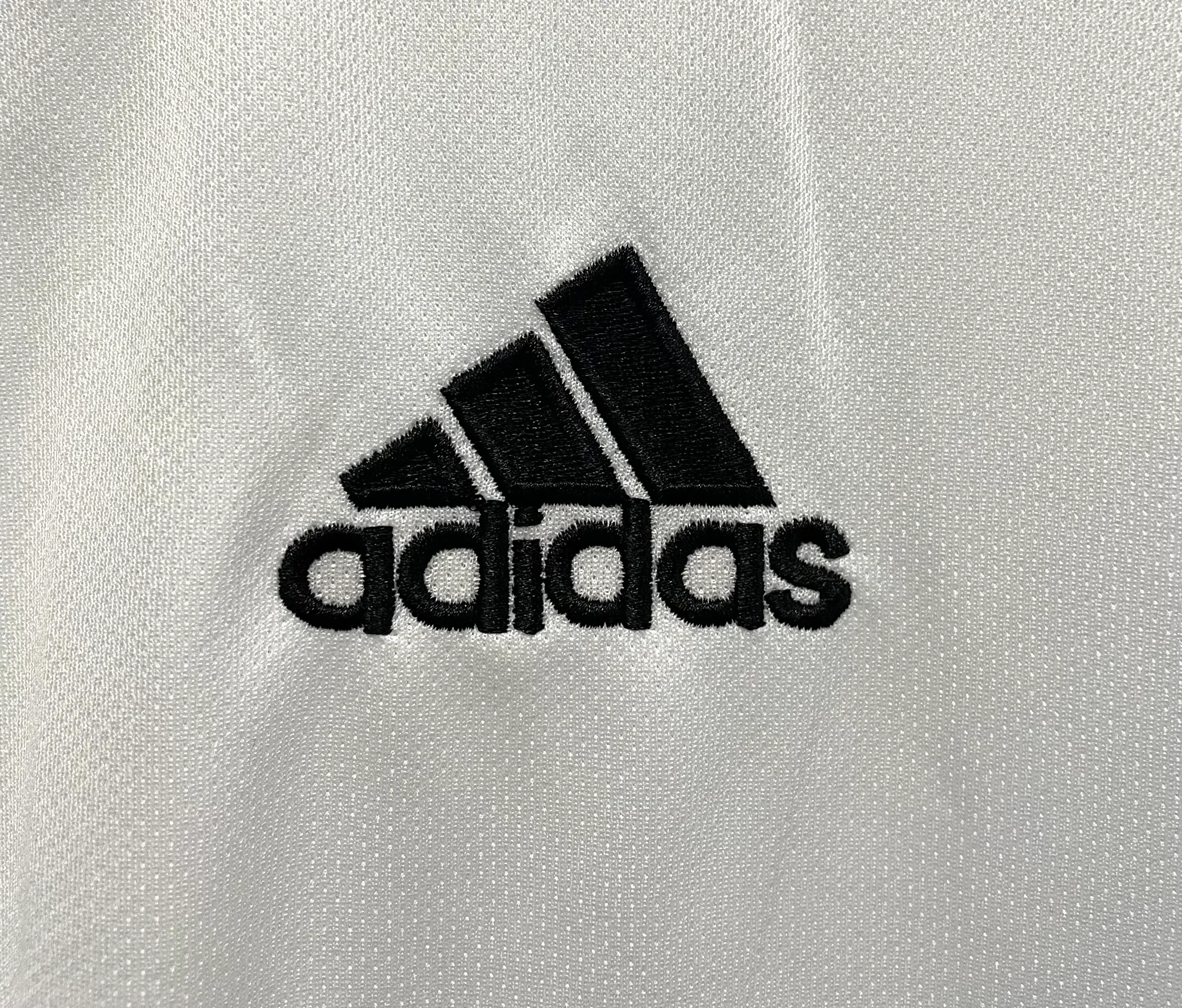 2012-13 Chelsea Away Retro Kit view 5