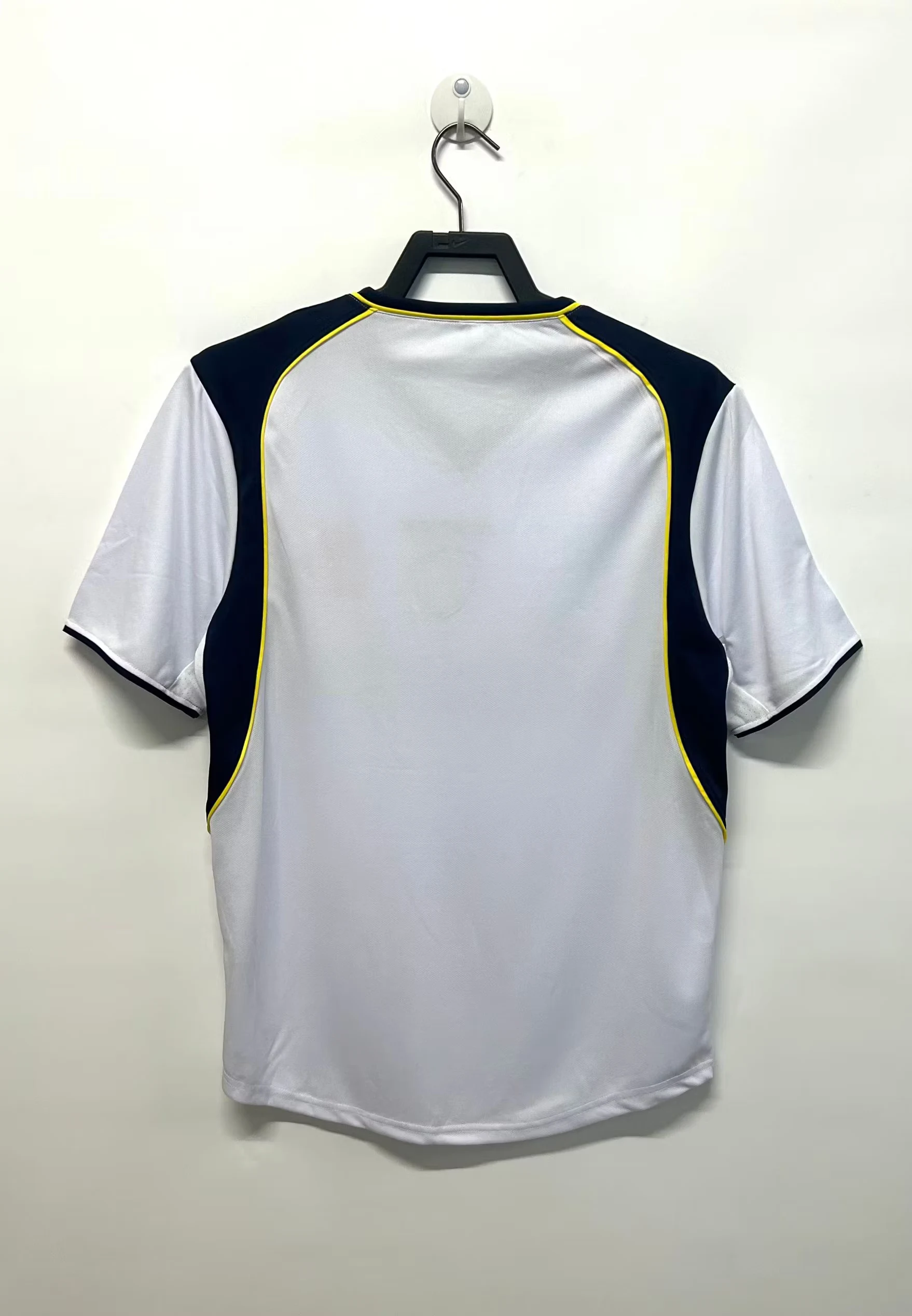 2001-02 Liverpool Away Retro Jersey view 2