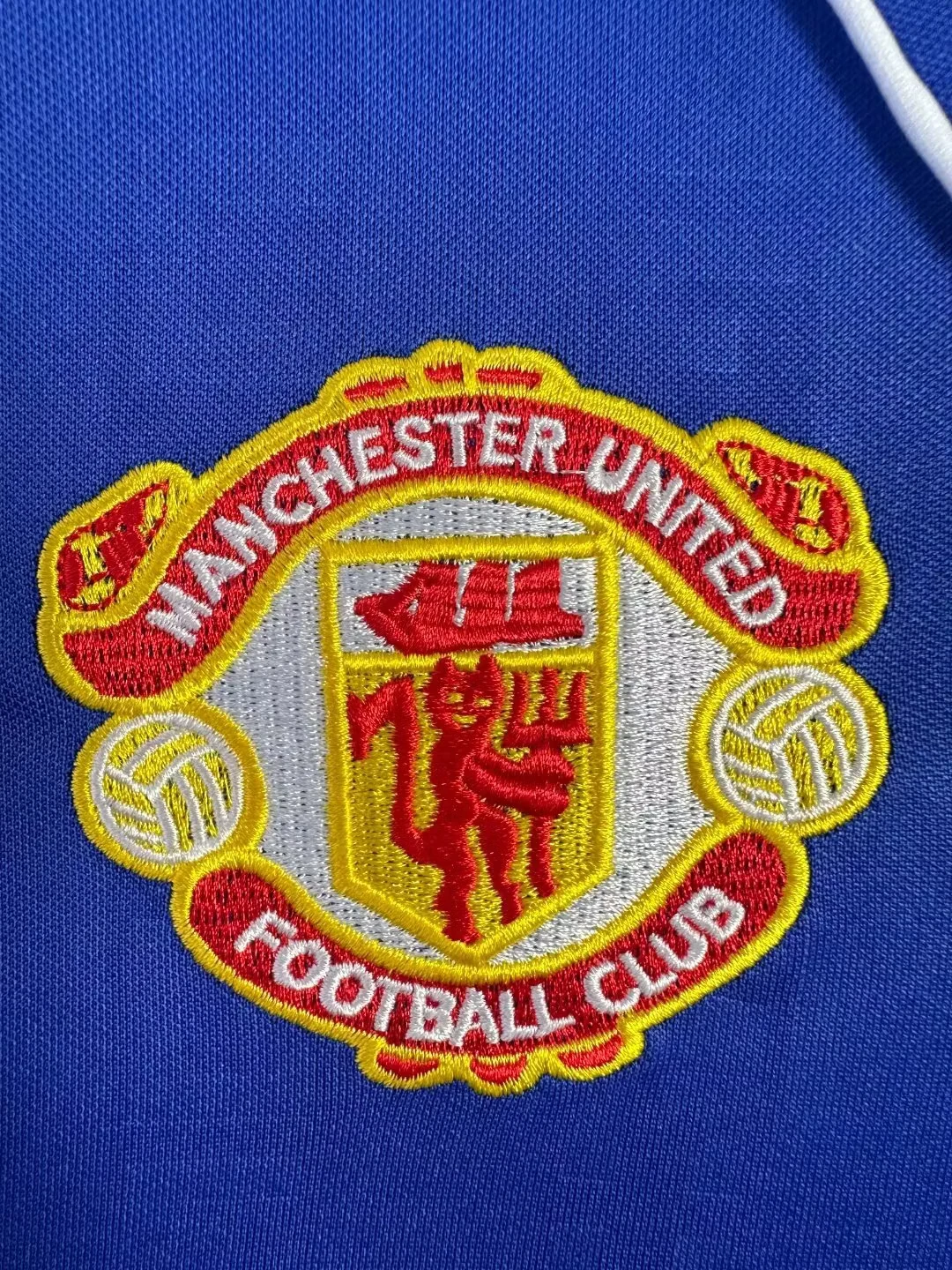 1988-90 Manchester United second away long sleeve retro jersey view 5